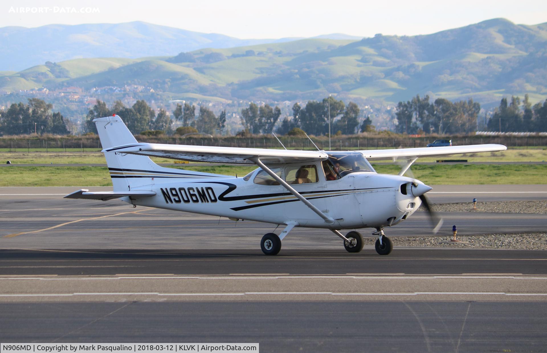 N906MD, 1976 Cessna 172N C/N 17268038, Cessna 172N