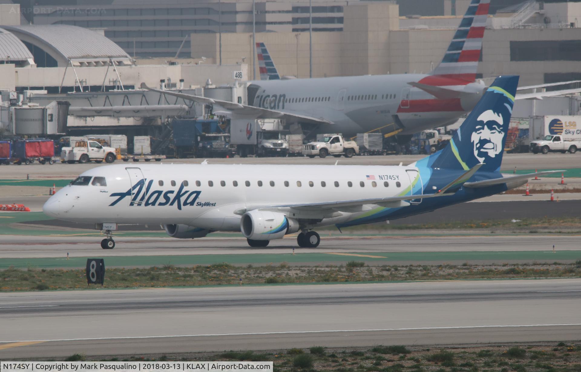 N174SY, 2015 Embraer 175LR (ERJ-170-200LR) C/N 17000517, ERJ 170-200 LR