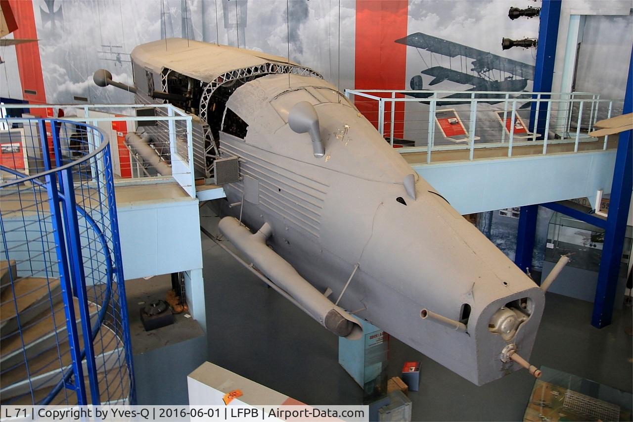 L 71, 1918 Zeppelin LZ 113 C/N LZ 113, Nacelle of Zeppelin LZ 113, Air & Space Museum Paris-Le Bourget Airport (LFPB-LBG)