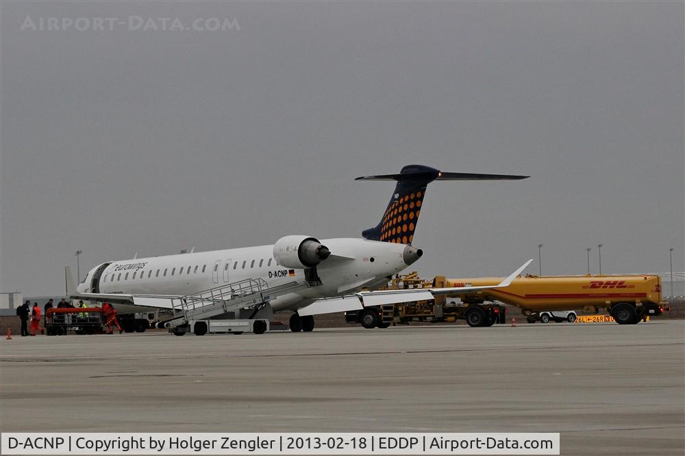 D-ACNP, 2010 Bombardier CRJ-900LR (CL-600-2D24) C/N 15259, Necessary preparations for today´s first flight to DUS are running.....