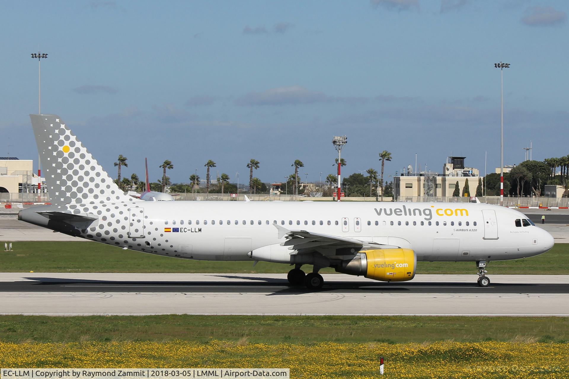 EC-LLM, 2011 Airbus A320-214 C/N 4681, A320 EC-LLM Vueling