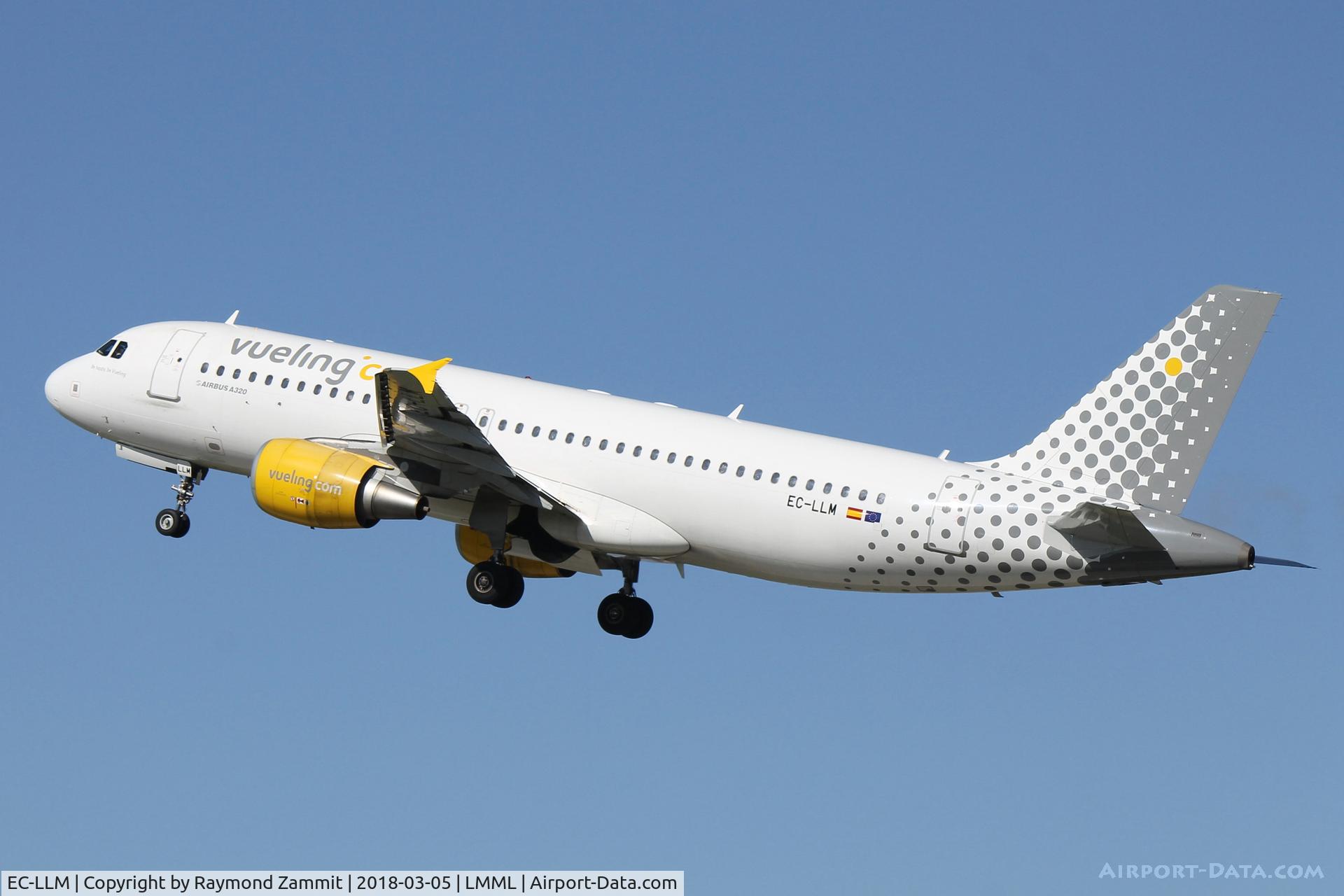 EC-LLM, 2011 Airbus A320-214 C/N 4681, A320 EC-LLM Vueling