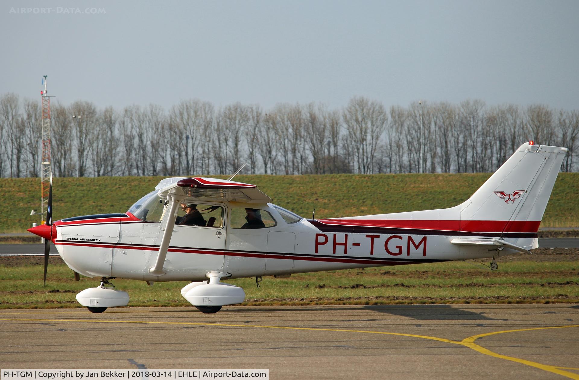 PH-TGM, 1979 Reims F172N Skyhawk C/N 1887, Lelystad Airport
