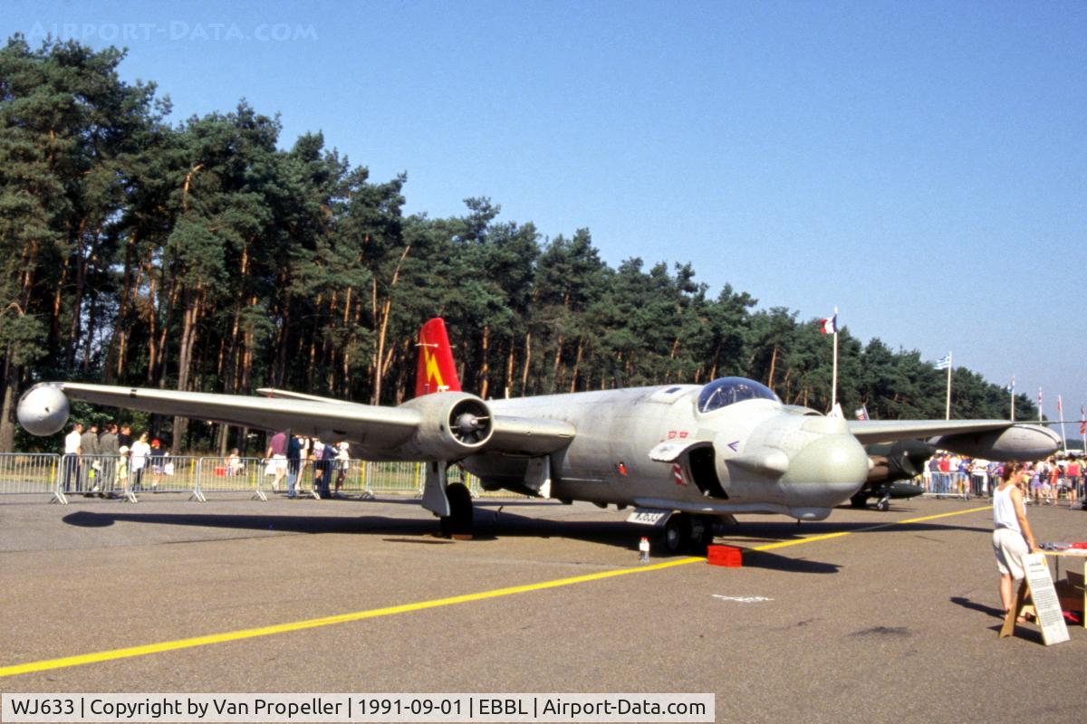WJ633, 1954 English Electric Canberra T.17 C/N HP-200B, RAF 360 sqn Canberra T.17 at Kleine Brogel Air Base, Belgium, 1991