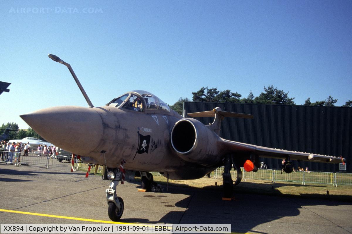 XX894, 1975 Hawker Siddeley Buccaneer S.2B C/N B3-03-74, RAF 12 sqn Buccaneer S2B in desert camouflage at Kleine Brogel Air Base, Belgium, 1991