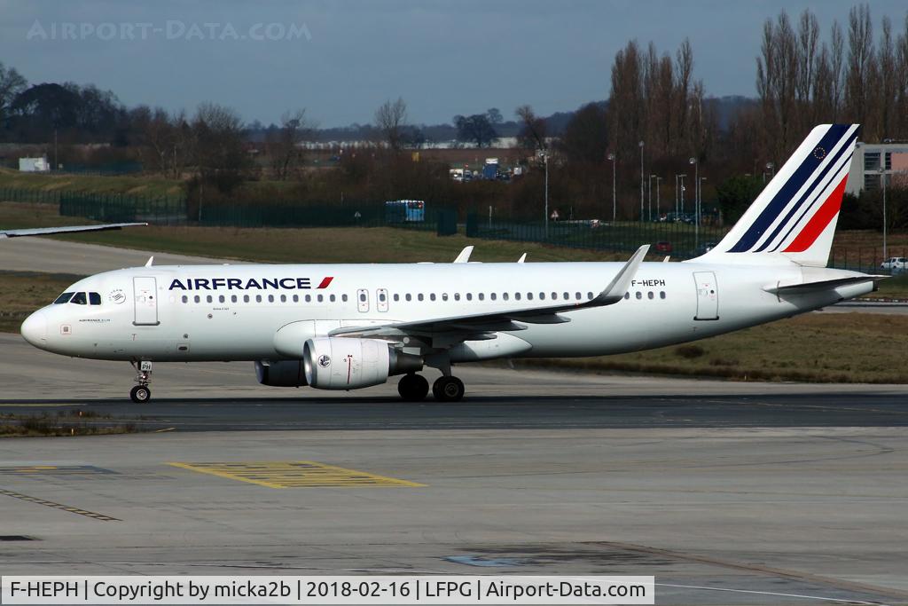 F-HEPH, 2013 Airbus A320-214 C/N 5869, Taxiing
