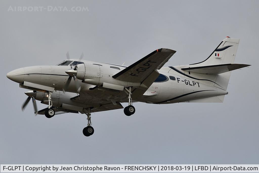 F-GLPT, 1978 Swearingen SA-226T Merlin IIIB C/N T-298, Airlec landing runway 29