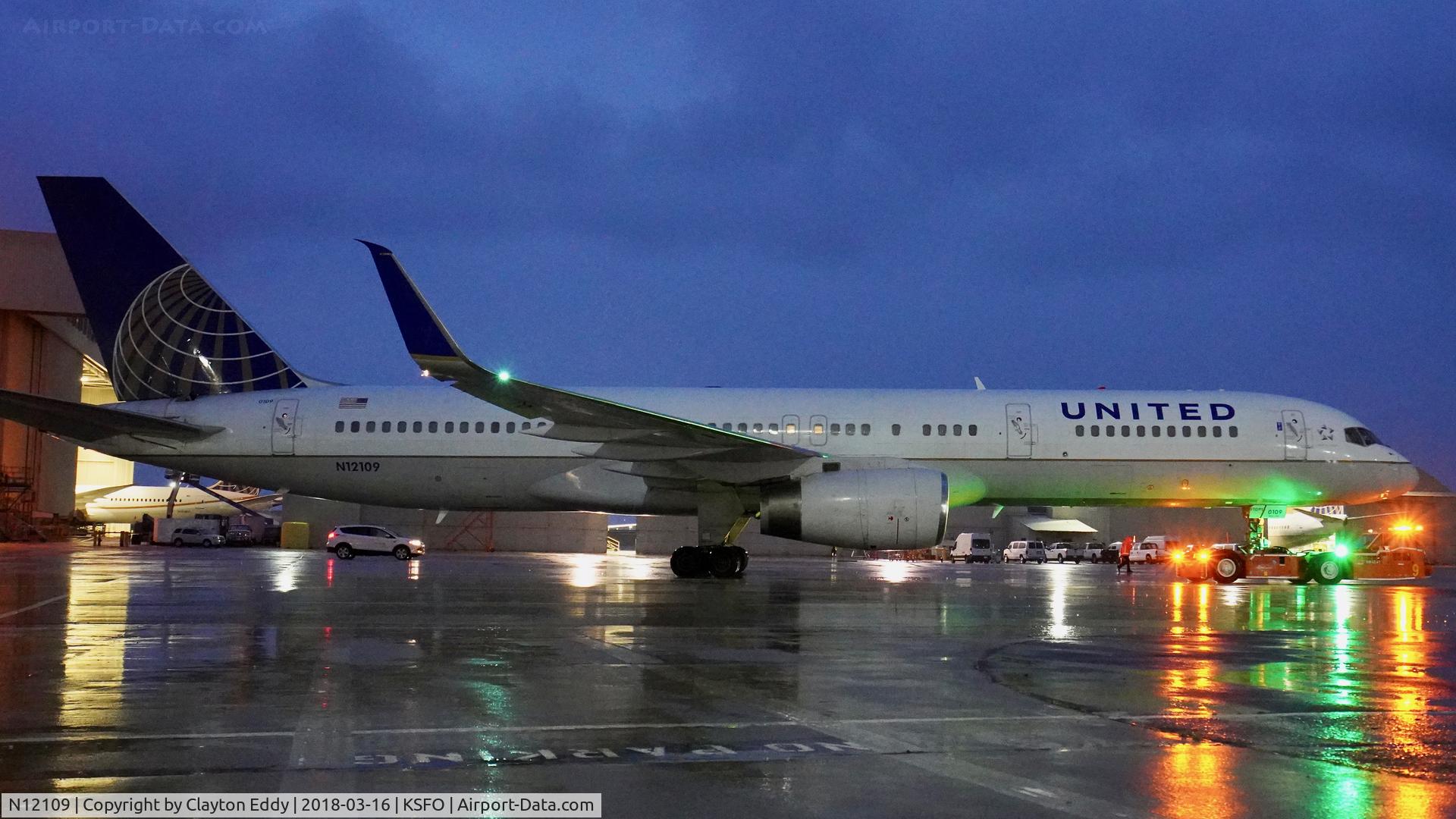 N12109, 1994 Boeing 757-224 C/N 27299, SFO 2018.