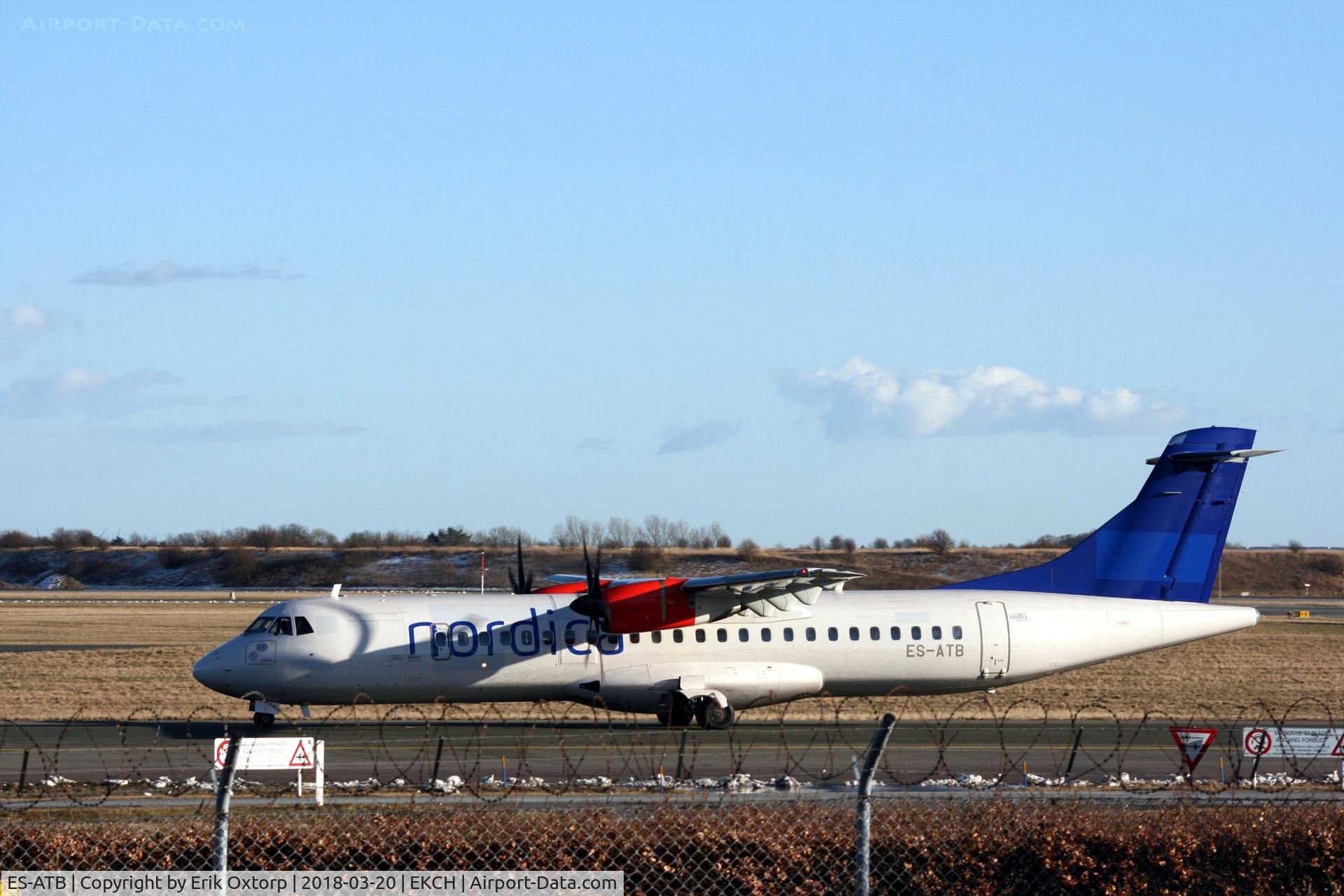 ES-ATB, 2012 ATR 72-600 (72-212A) C/N 1028, ES-ATB in basic SAS c/s with Nordica titles.
Landed rw 04R