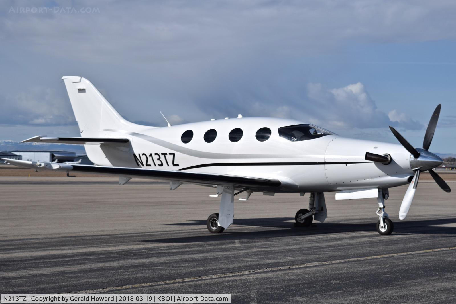 N213TZ, AIR Epic LT C/N 036, Parked on the north GA ramp.