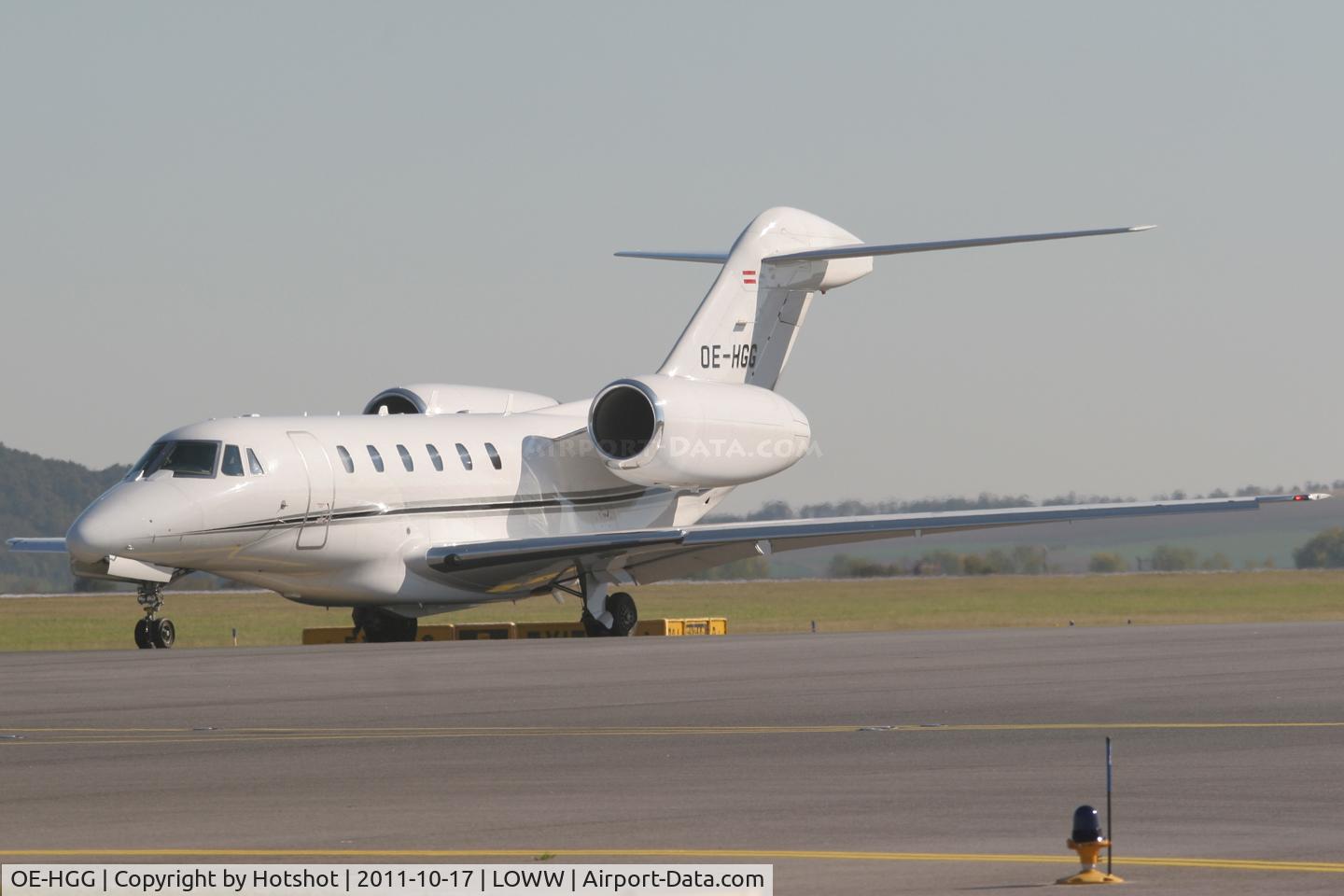 OE-HGG, 2003 Cessna 750 Citation X Citation X C/N 750-0214, Taxing to runway 16
