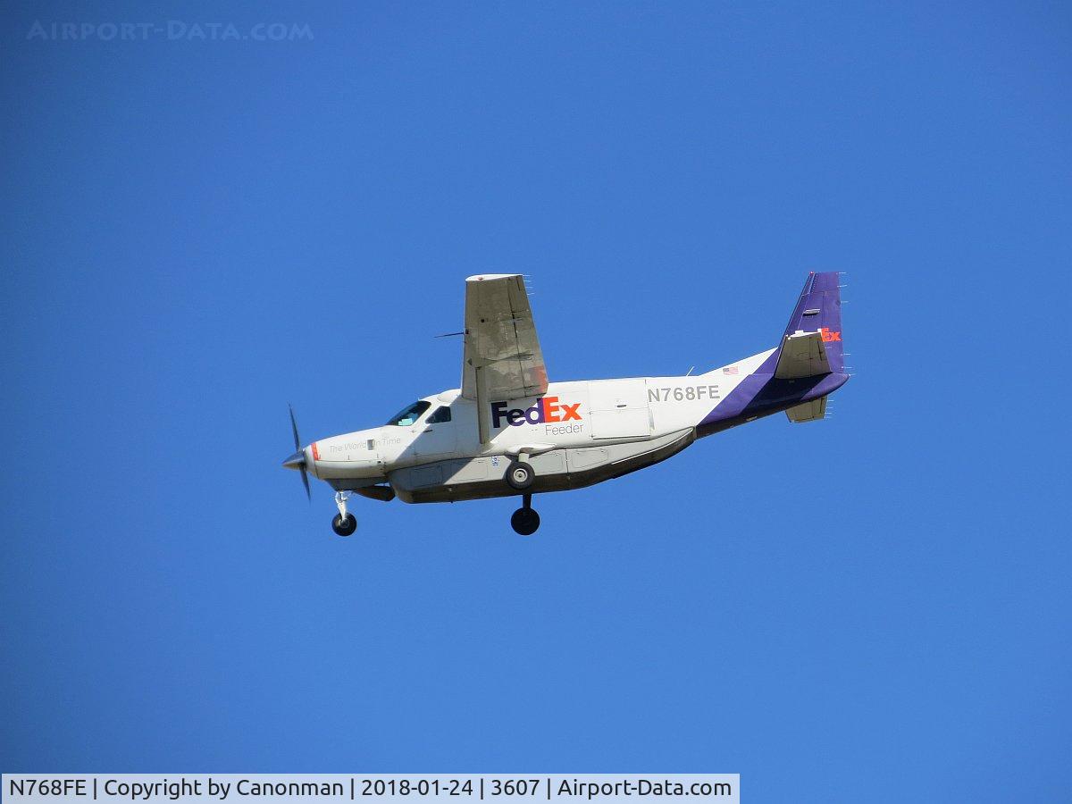 N768FE, 1991 Cessna 208B Super Cargomaster C/N 208B-0263, Landing