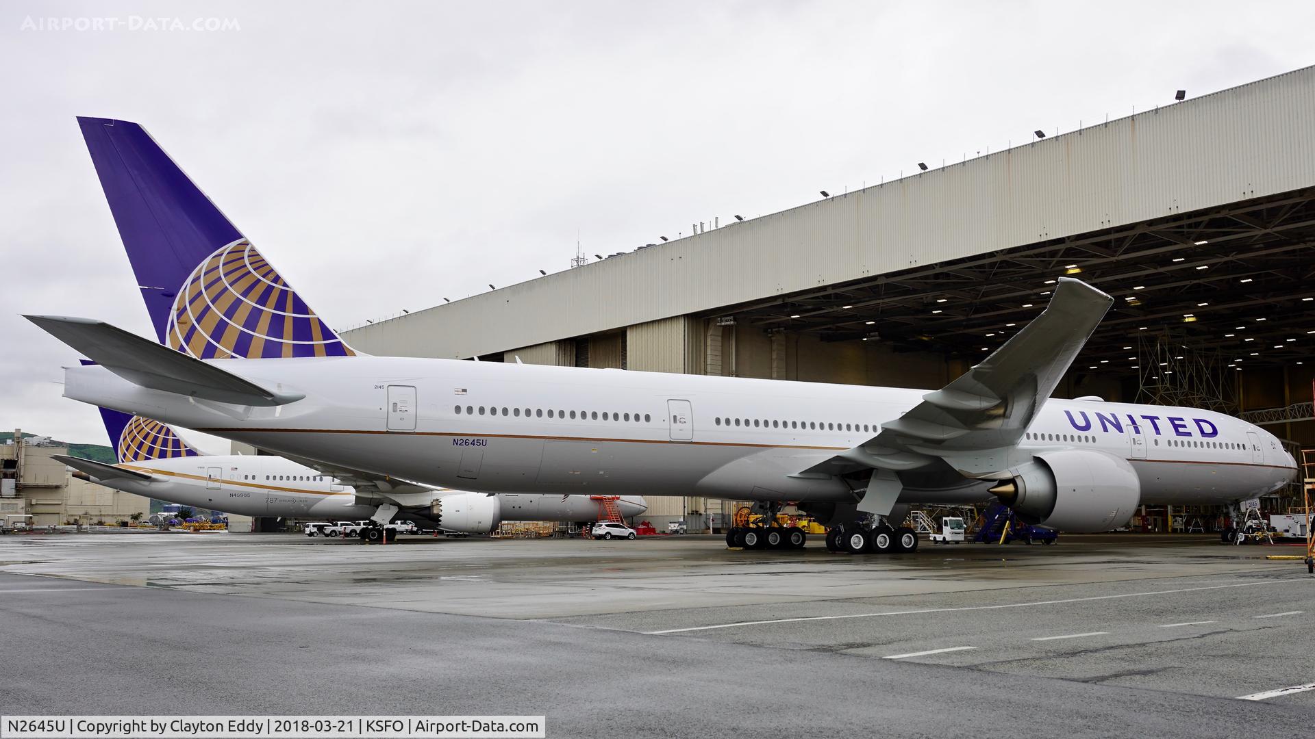 N2645U, 2017 Boeing 777-322/ER C/N 64989, SFO 2018.
