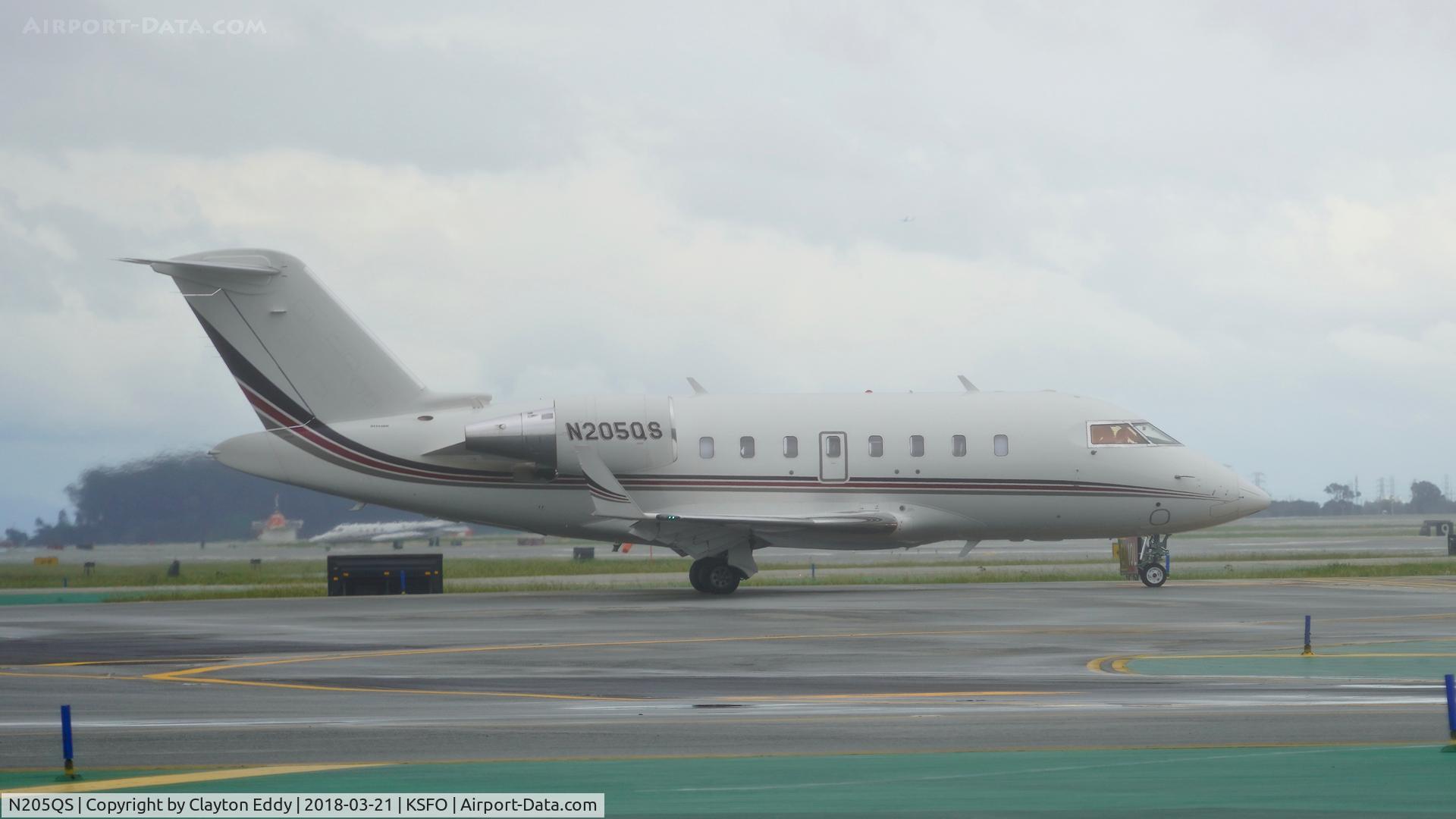N205QS, 2015 Bombardier Challenger 650 (CL-600-2B16) C/N 6054, SFO 2018.