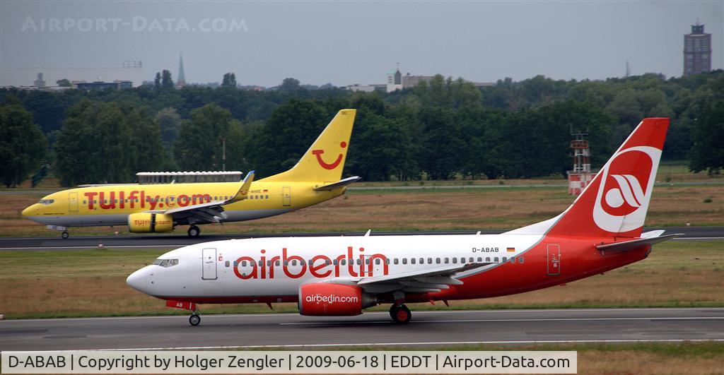 D-ABAB, 2001 Boeing 737-76Q C/N 30277, Yellow comes, white goes, red is here and there...