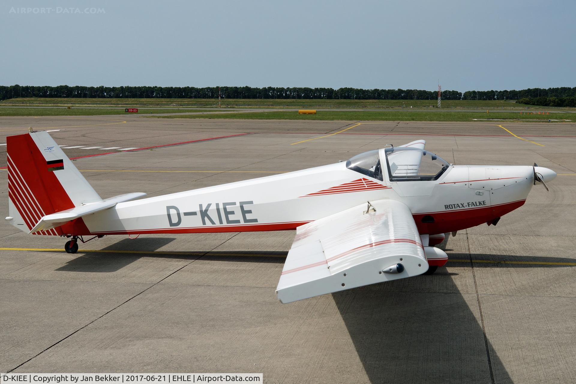 D-KIEE, Scheibe SF-25C Rotax-Falke C/N 44644, Lelystad Airport