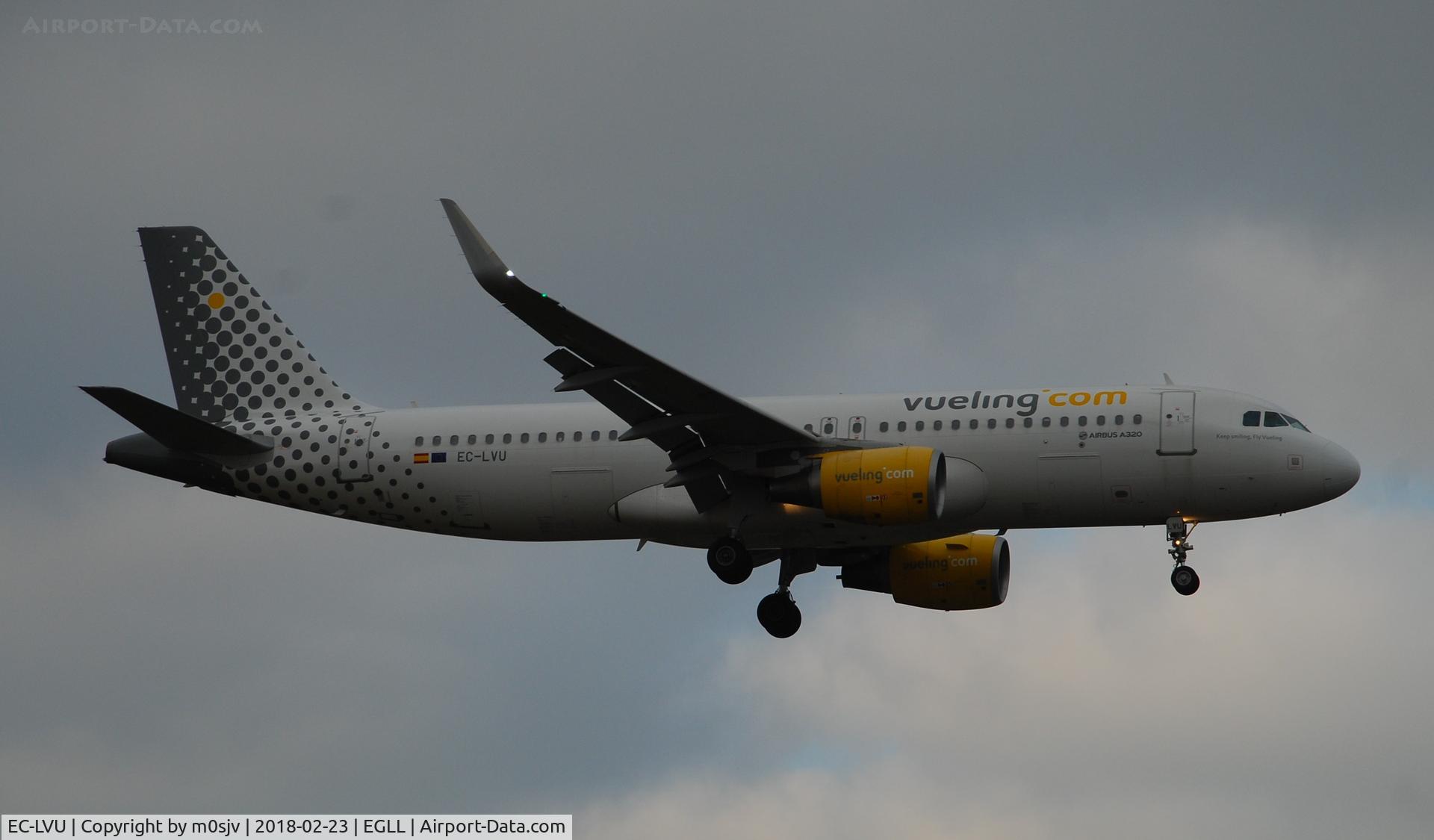 EC-LVU, 2013 Airbus A320-214 C/N 5616, Taken from the threshold of 29L