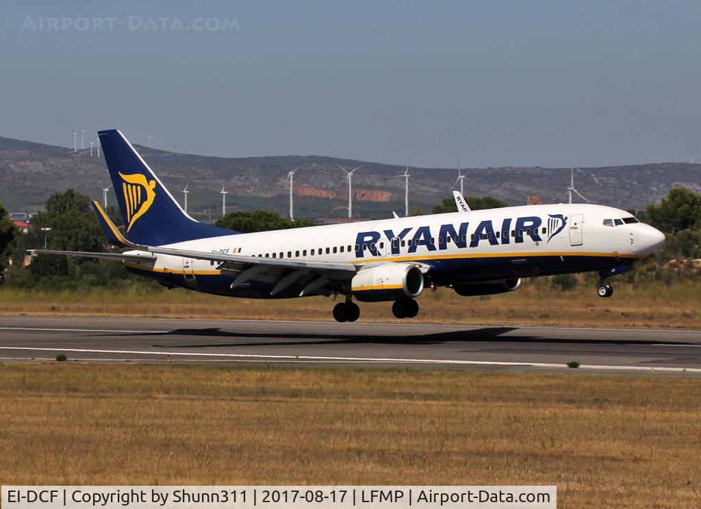 EI-DCF, 2004 Boeing 737-8AS C/N 33804, Landing rwy 15