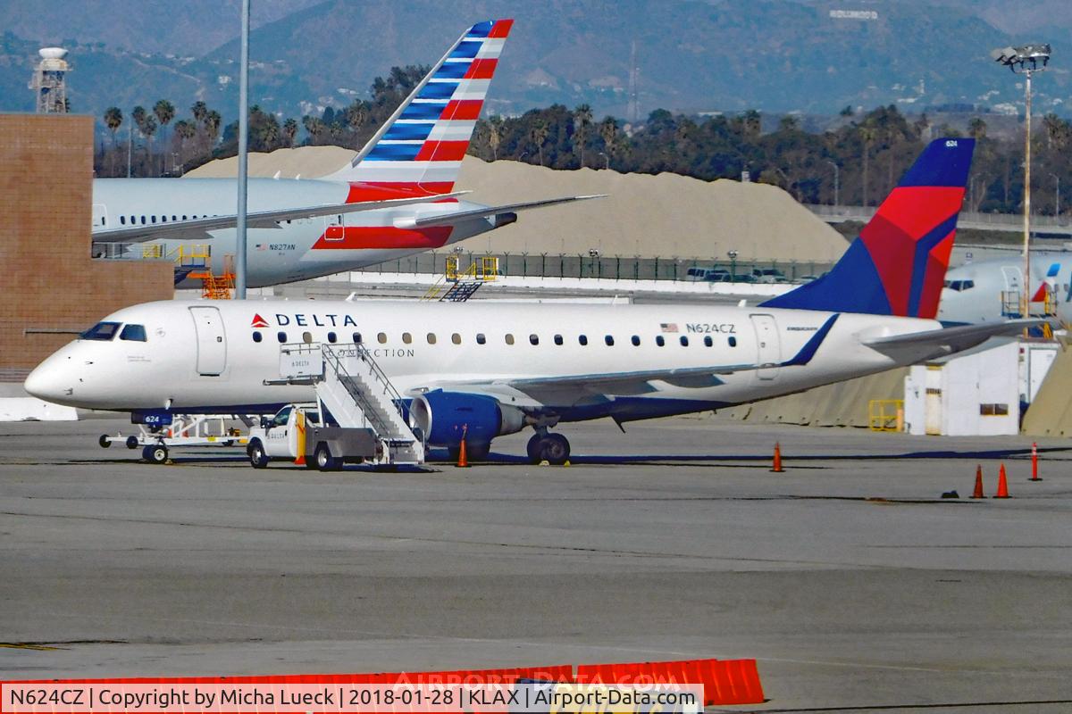 N624CZ, 2008 Embraer 175LR (ERJ-170-200LR) C/N 17000222, At LAX