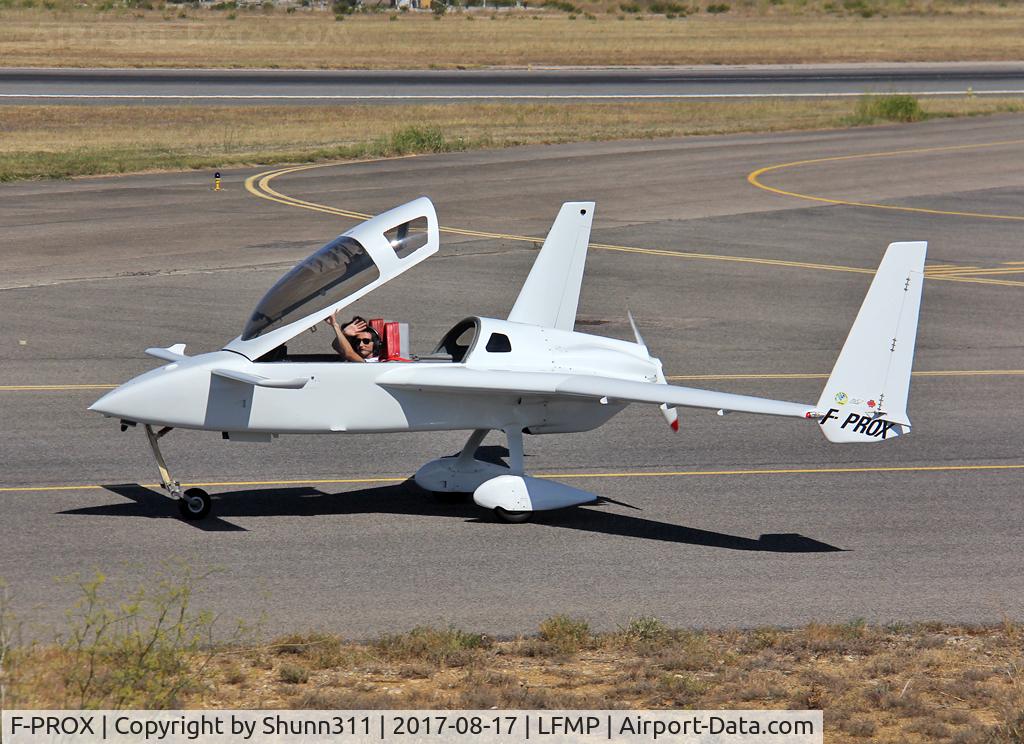 F-PROX, 2014 Co-Z Cozy C/N E-714, Taxiing holding point rwy 15 for departure...