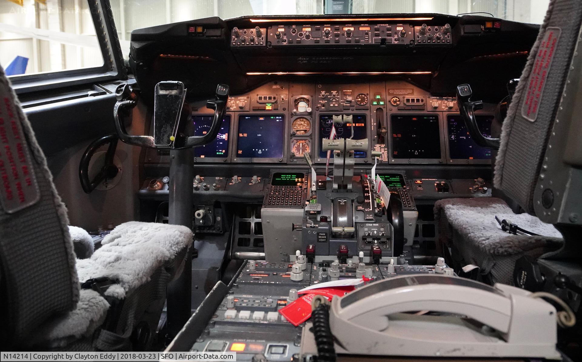 N14214, 1998 Boeing 737-824 C/N 28774, SFO 2018.