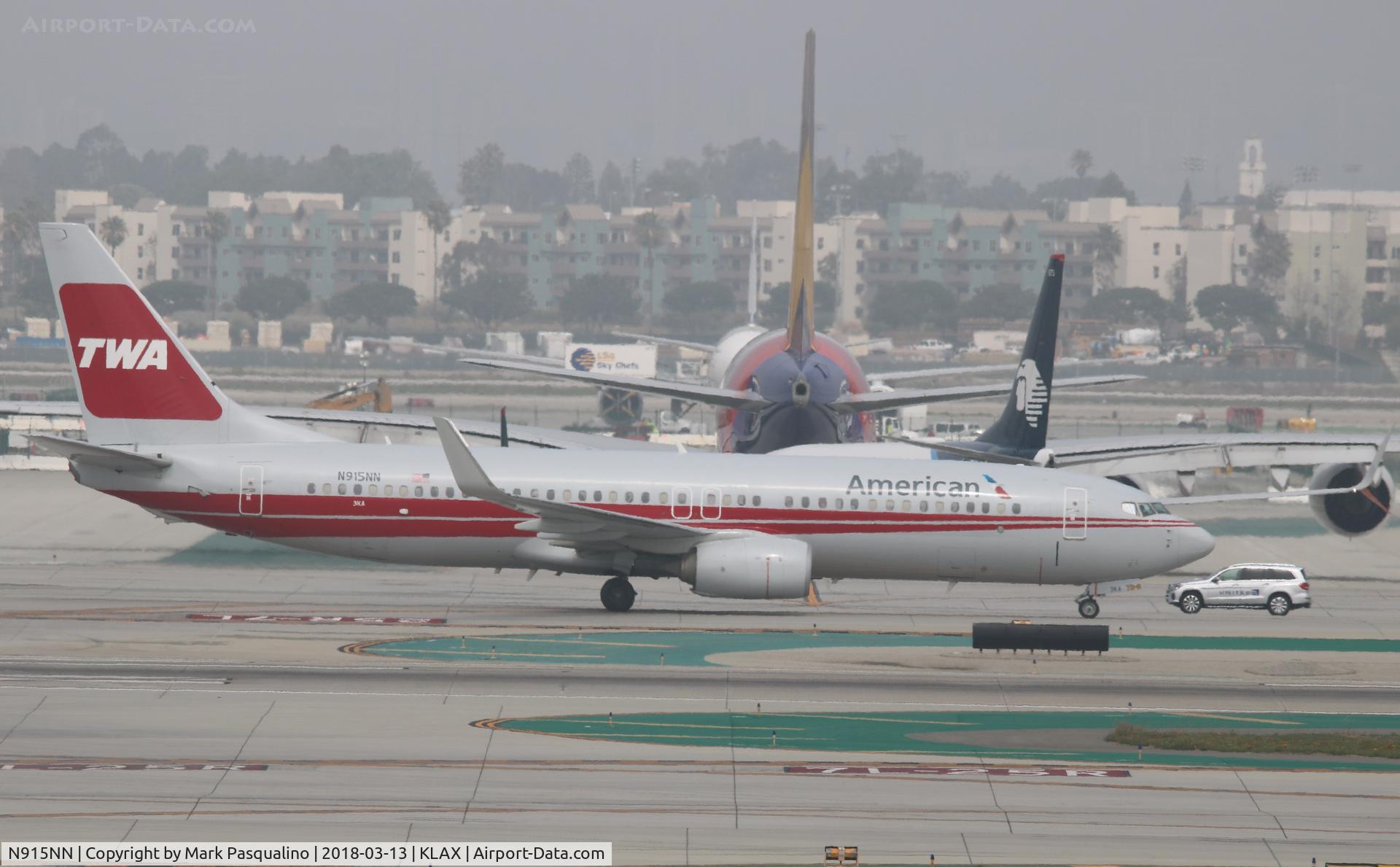 N915NN, 2013 Boeing 737-823 C/N 33227, Boeing 737-800