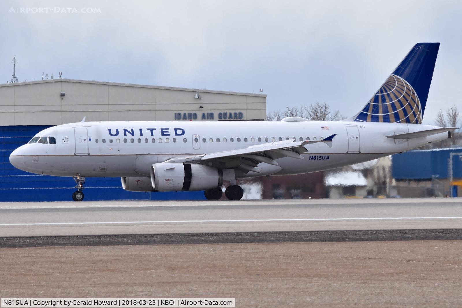 N815UA, 1998 Airbus A319-131 C/N 867, Landing roll out on RWY 10R.