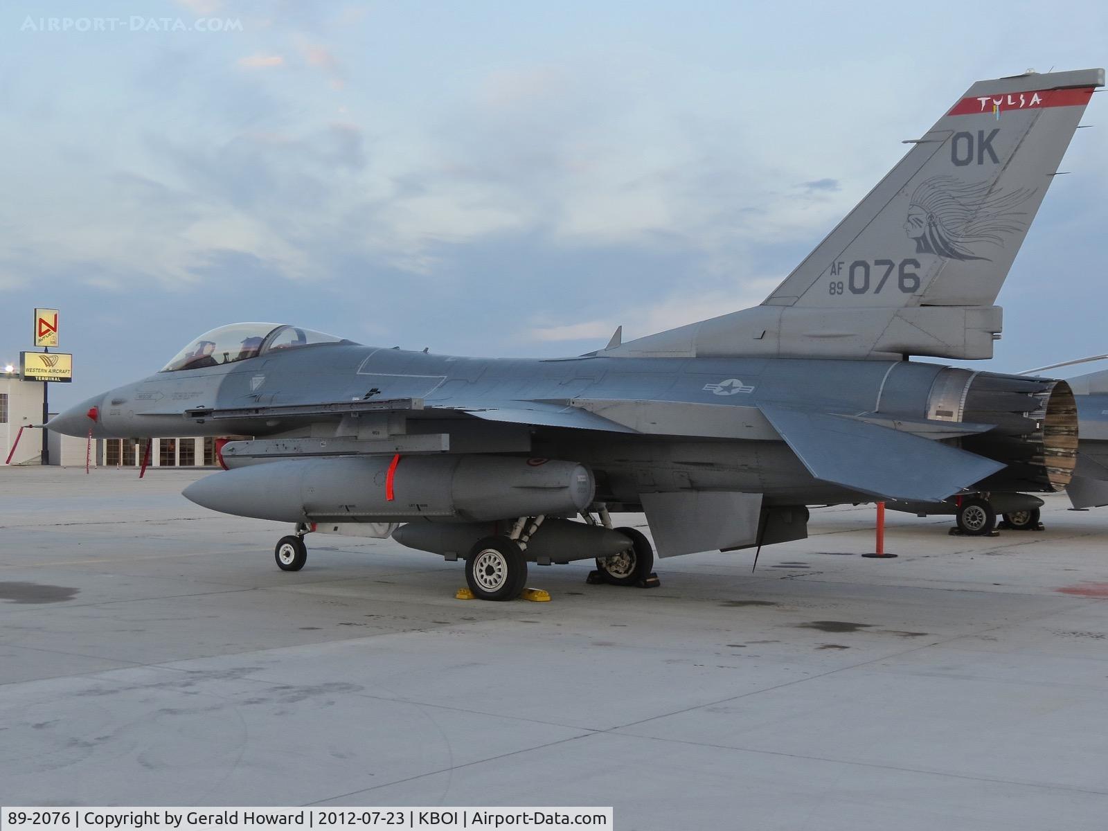 89-2076, General Dynamics F-16C Fighting Falcon C/N 1C-229, Parked on the south GA ramp. 138th FW, OK ANG.