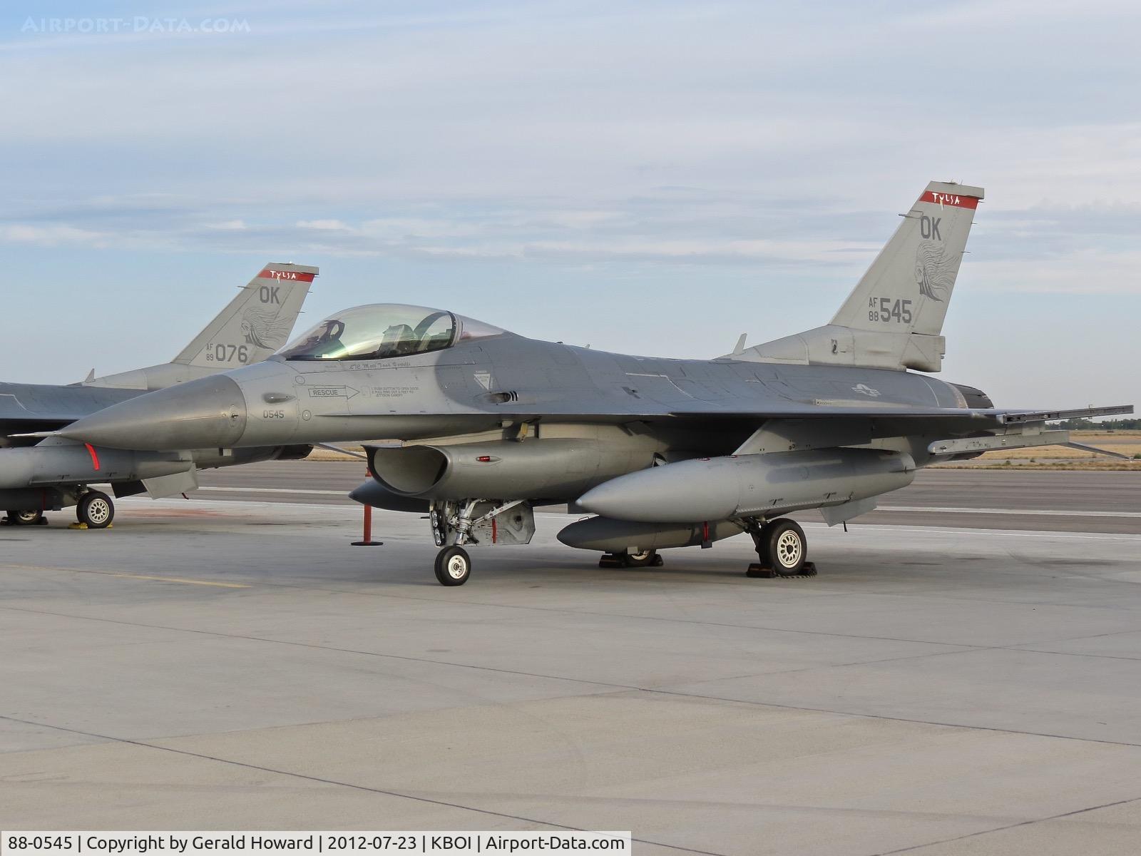 88-0545, 1988 General Dynamics F-16C Fighting Falcon C/N 1C-147, Parked on the south GA ramp. 138th FW, OK ANG.