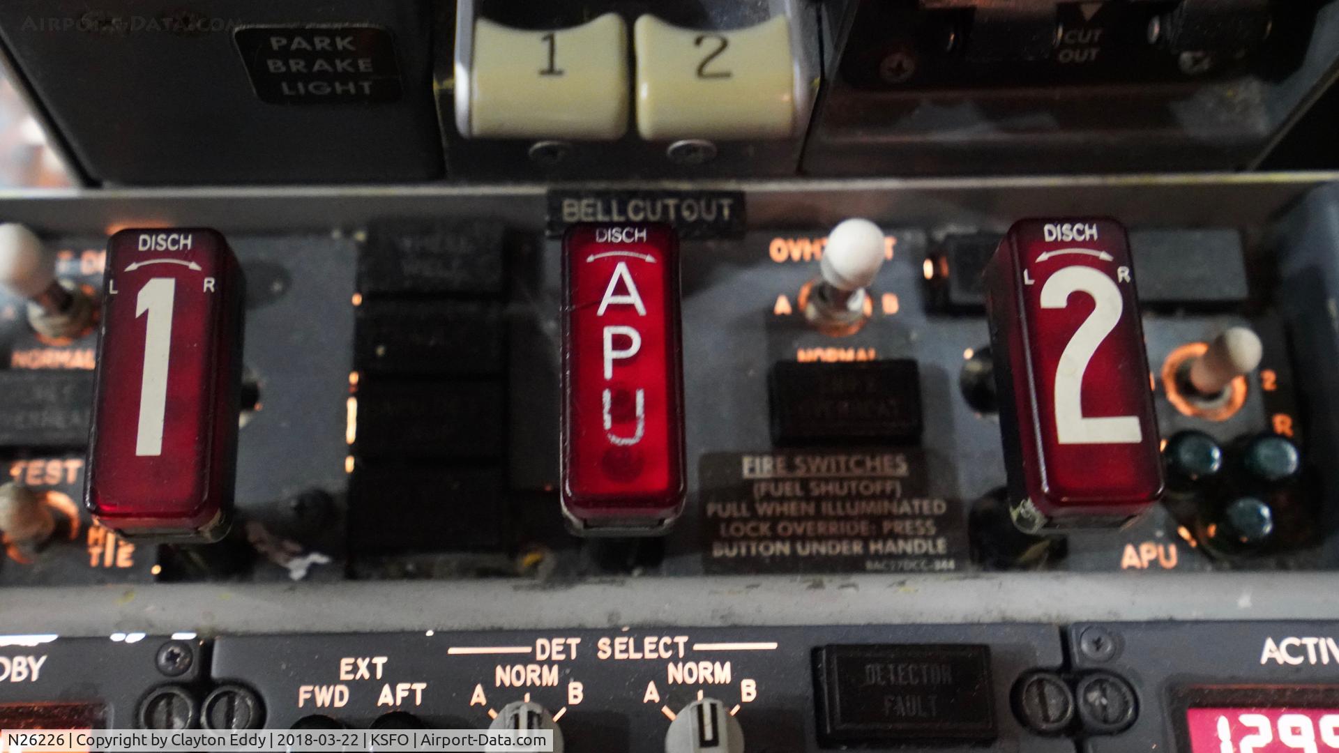 N26226, 1998 Boeing 737-824 C/N 28935, SFO 2018.