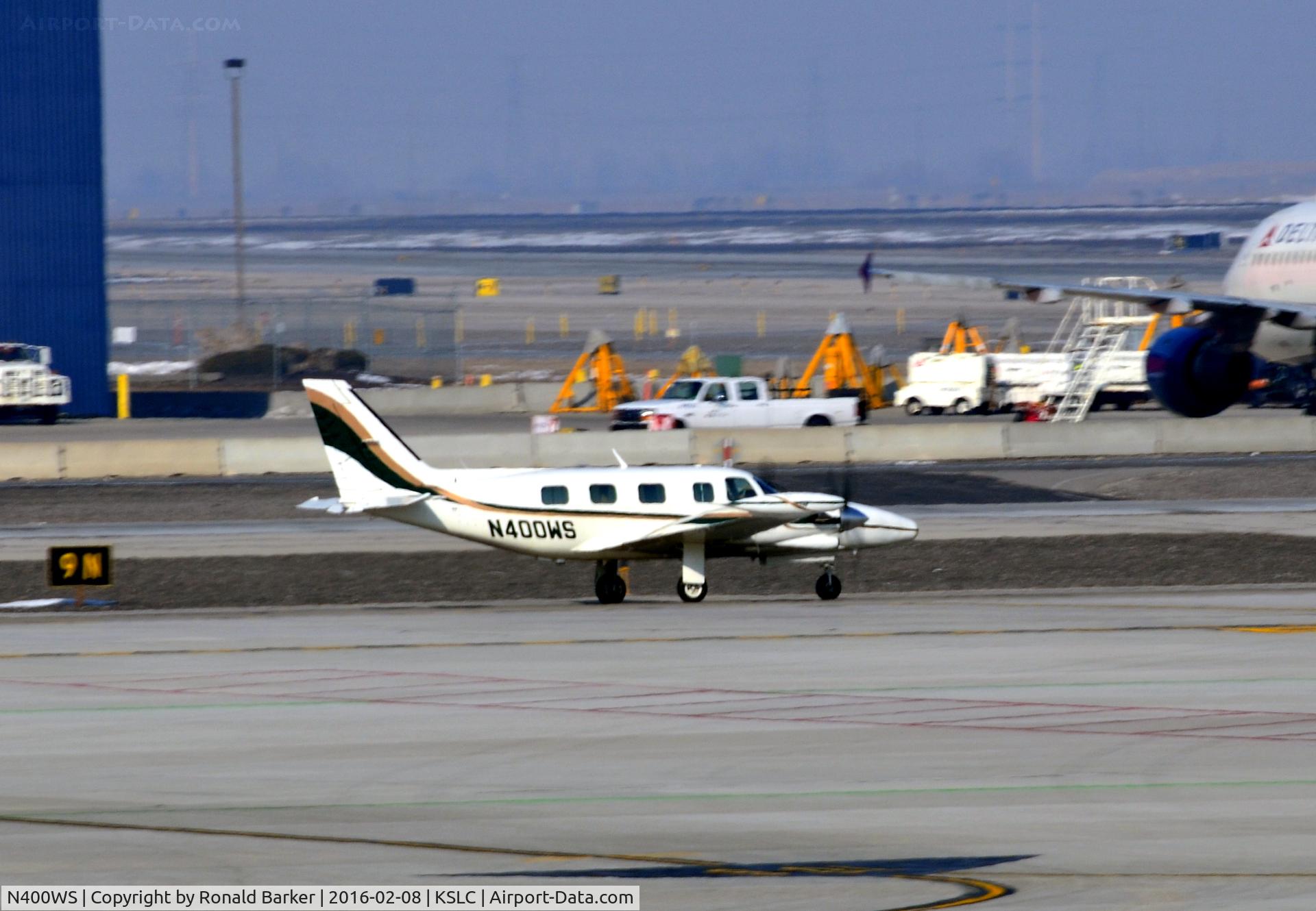 N400WS, 1981 Piper PA-31T2 Cheyenne IIXL C/N 31T-8166044, Taxi SLC