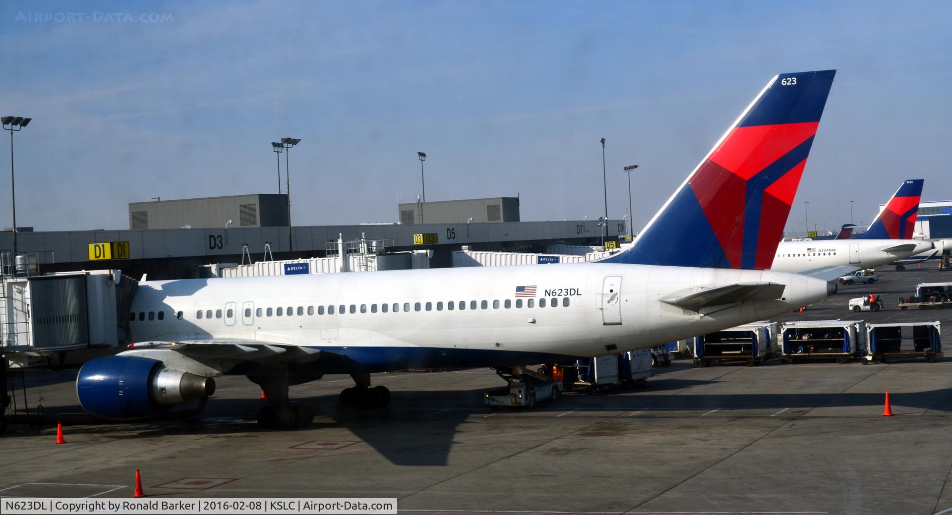 N623DL, 1987 Boeing 757-232 C/N 22913, Gate D1 SLC