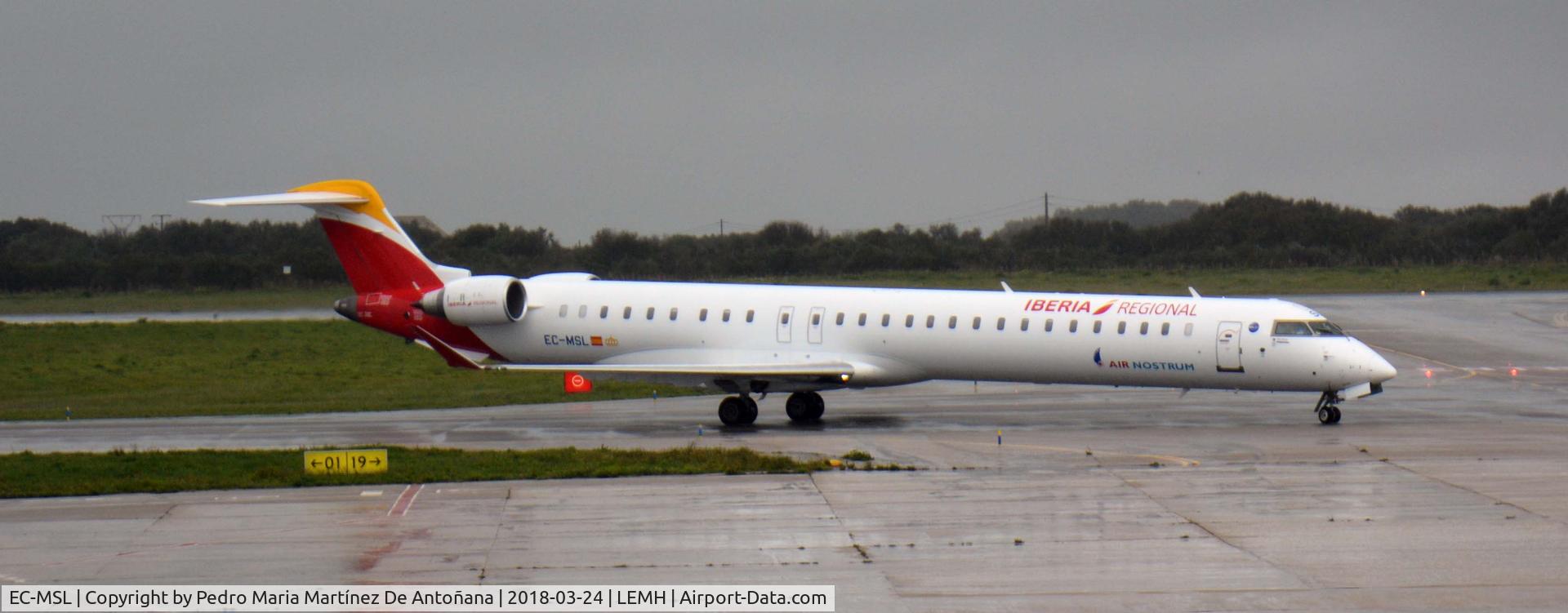 EC-MSL, 2017 Bombardier CRJ-1000 (CL-600-2E25) C/N 19058, Aeropuerto de Maó