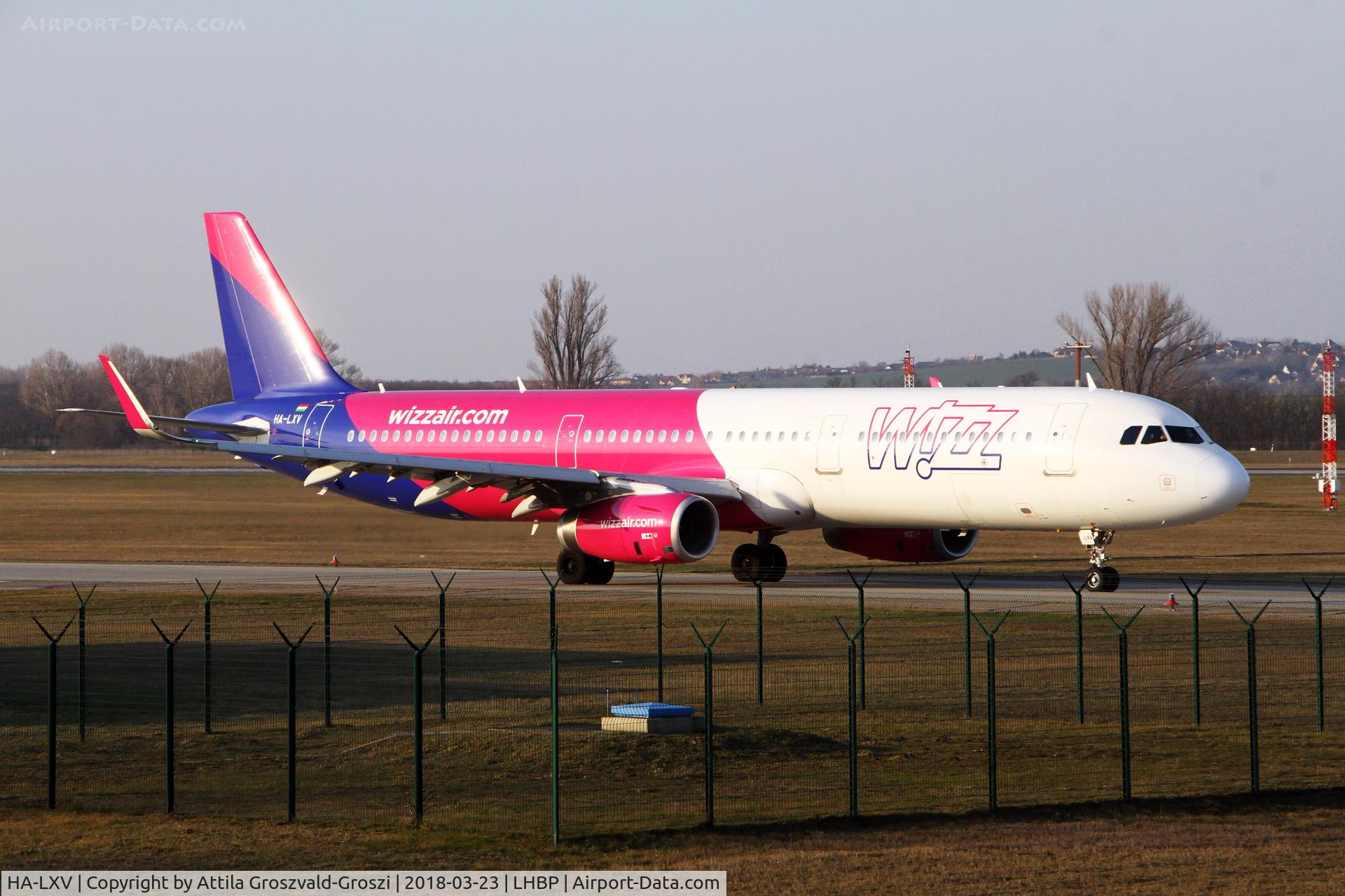 HA-LXV, 2017 Airbus A321-200 C/N 7826, Budapest Ferihegy International Airport, Hungary