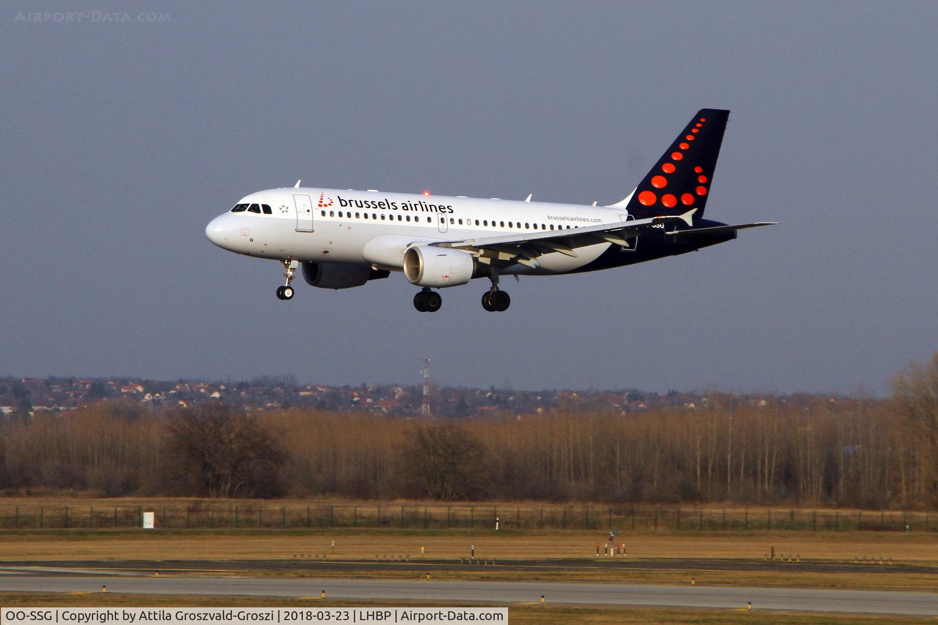 OO-SSG, 2000 Airbus A319-112 C/N 1160, Budapest Ferihegy International Airport, Hungary