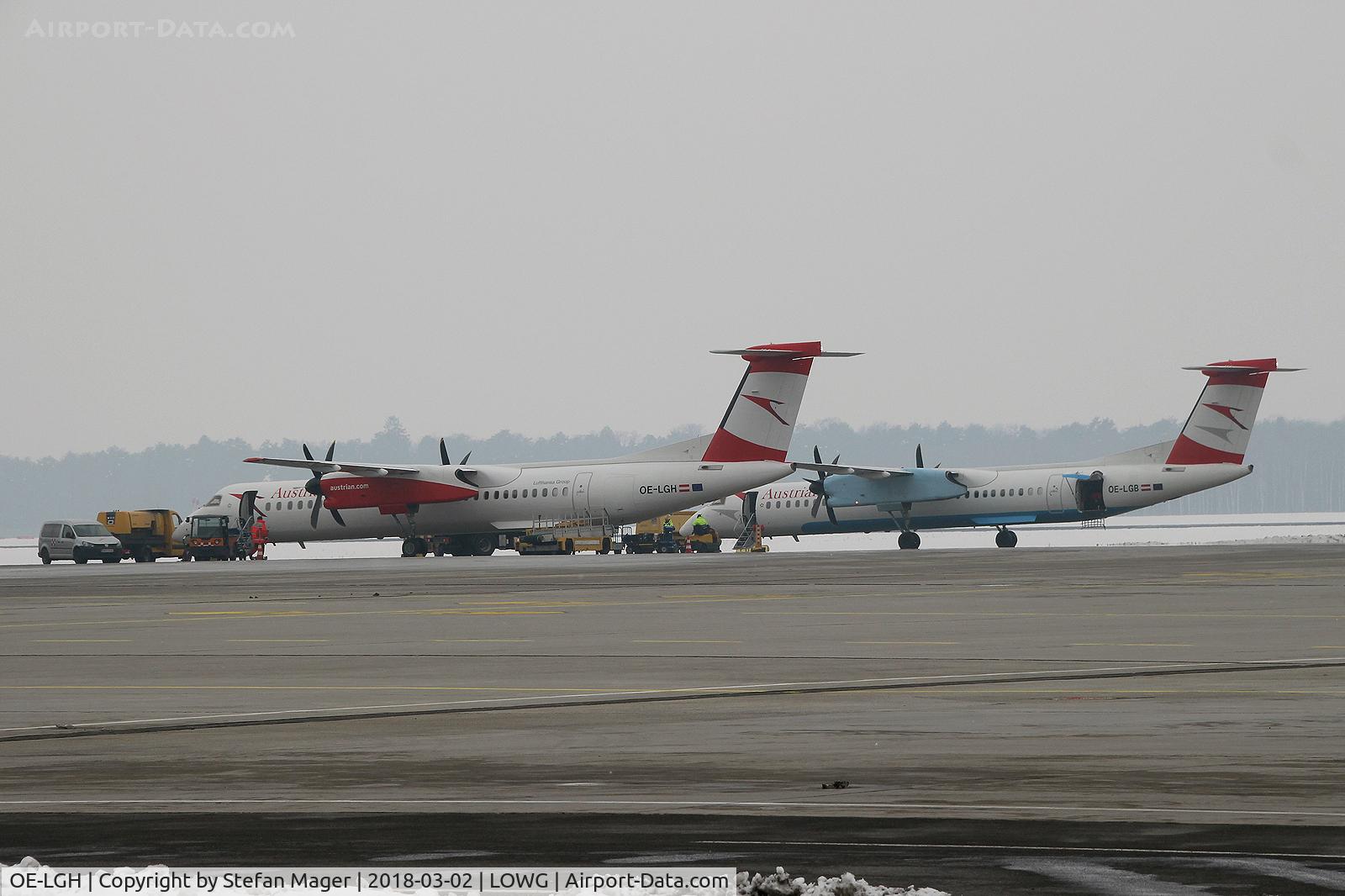 OE-LGH, 2002 De Havilland Canada DHC-8-402Q Dash 8 C/N 4075, 2 Austrian Dash 8-400 @GRZ