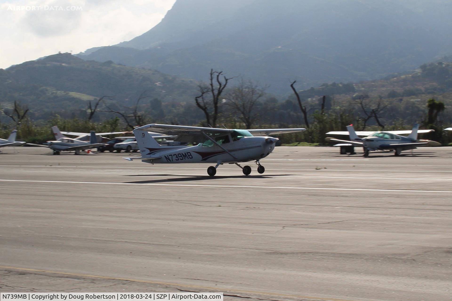 N739MB, 1978 Cessna 172N C/N 17270641, 1978 Cessna 172N SKYHAWK, Lycoming O-320-H2AD 160 Hp, landing roll Rwy 22