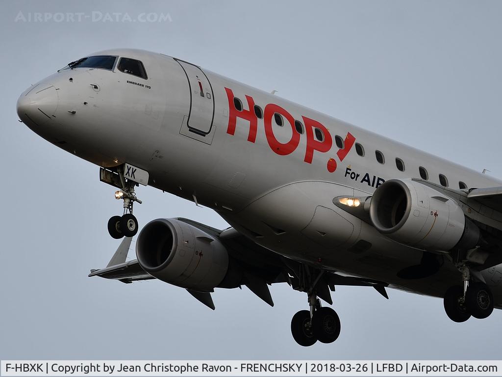 F-HBXK, 2004 Embraer 170LR (ERJ-170-100LR) C/N 17000008, 