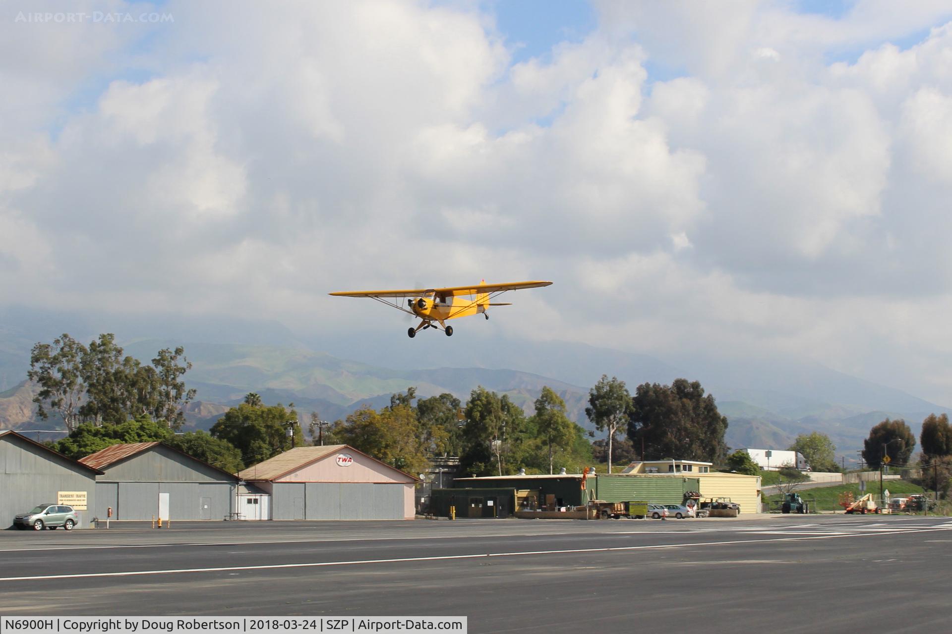 N6900H, 1946 Piper J3C-65 Cub Cub C/N 20129, 1946 Piper J3C-65 CUB, Lycoming O-290 135 Hp big upgrade, landing Rwy 22
