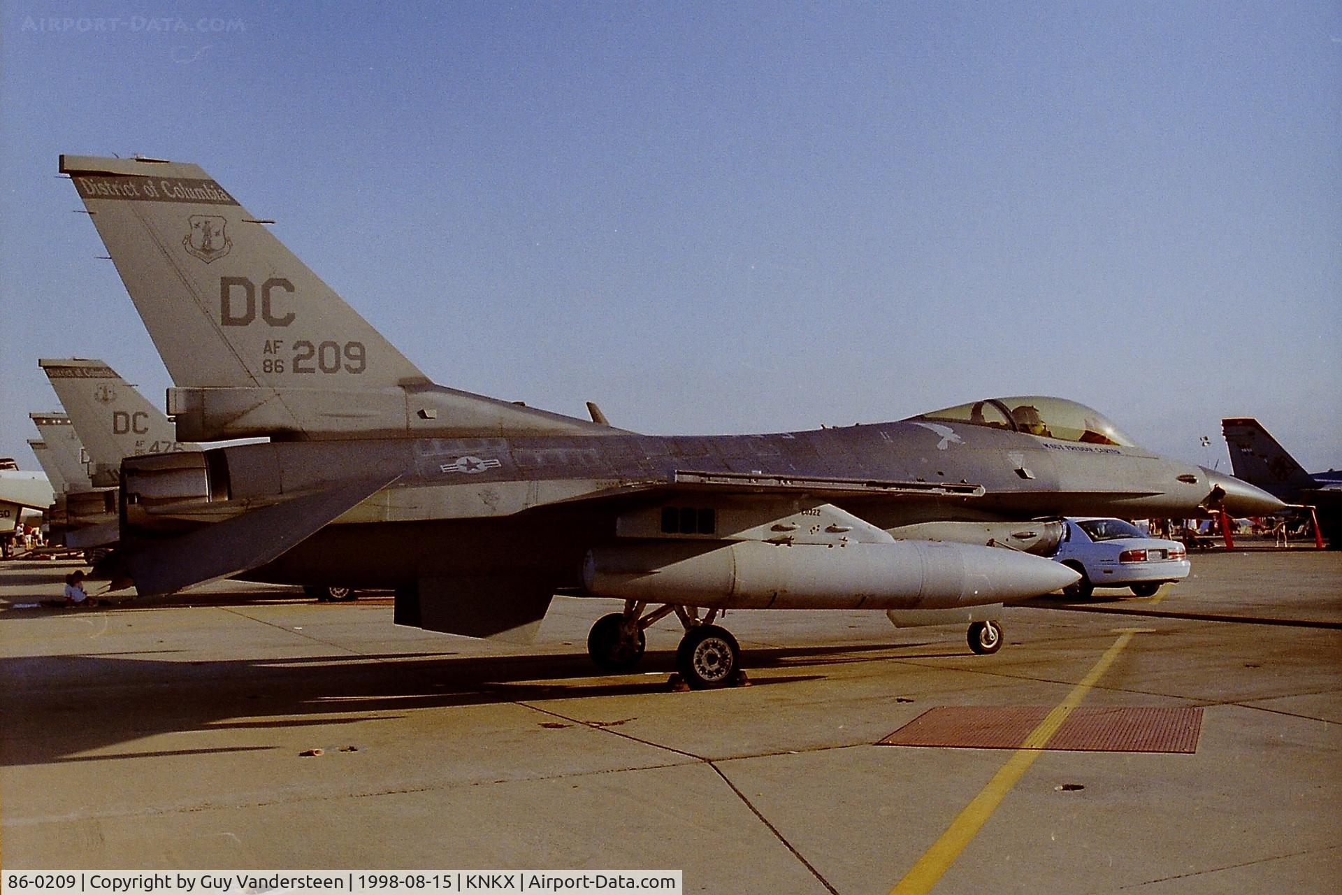 86-0209, 1986 General Dynamics F-16C Fighting Falcon C/N 5C-315, Miramar MCAS Airshow 1998