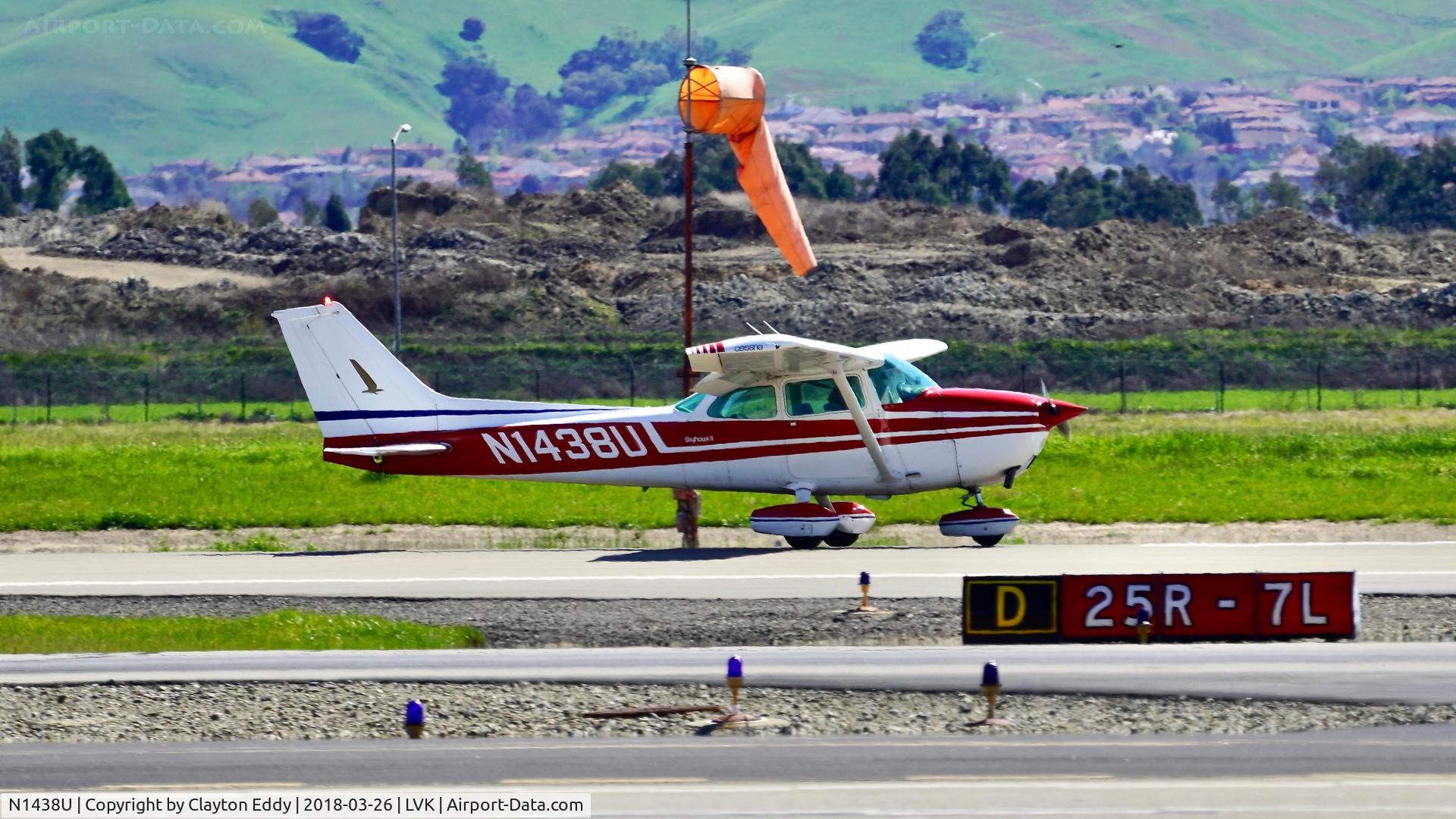 N1438U, 1976 Cessna 172M C/N 17267105, Livermore Airport California 2018.