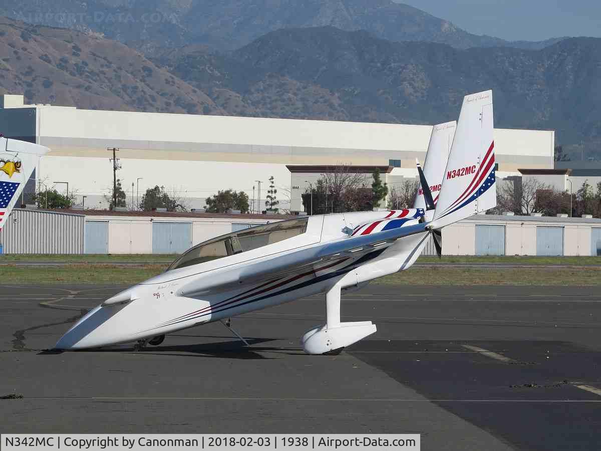 N342MC, 2001 Rutan Long-EZ C/N 1701, Parked