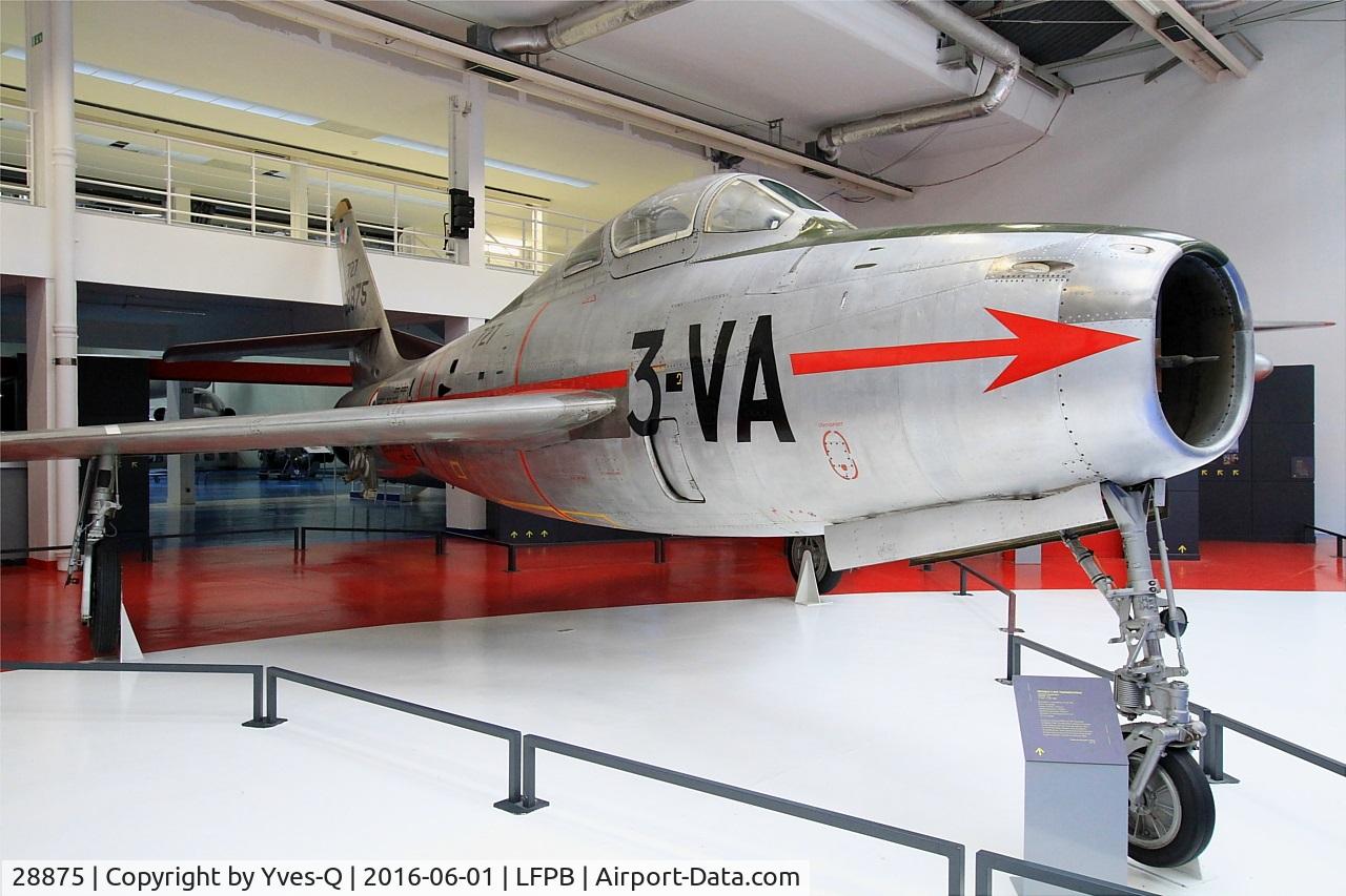 28875, Republic F-84F Thunderstreak C/N 727, Republic F-84F Thunderstreak, Air and Space Museum, Paris-Le Bourget (LFPB-LBG)