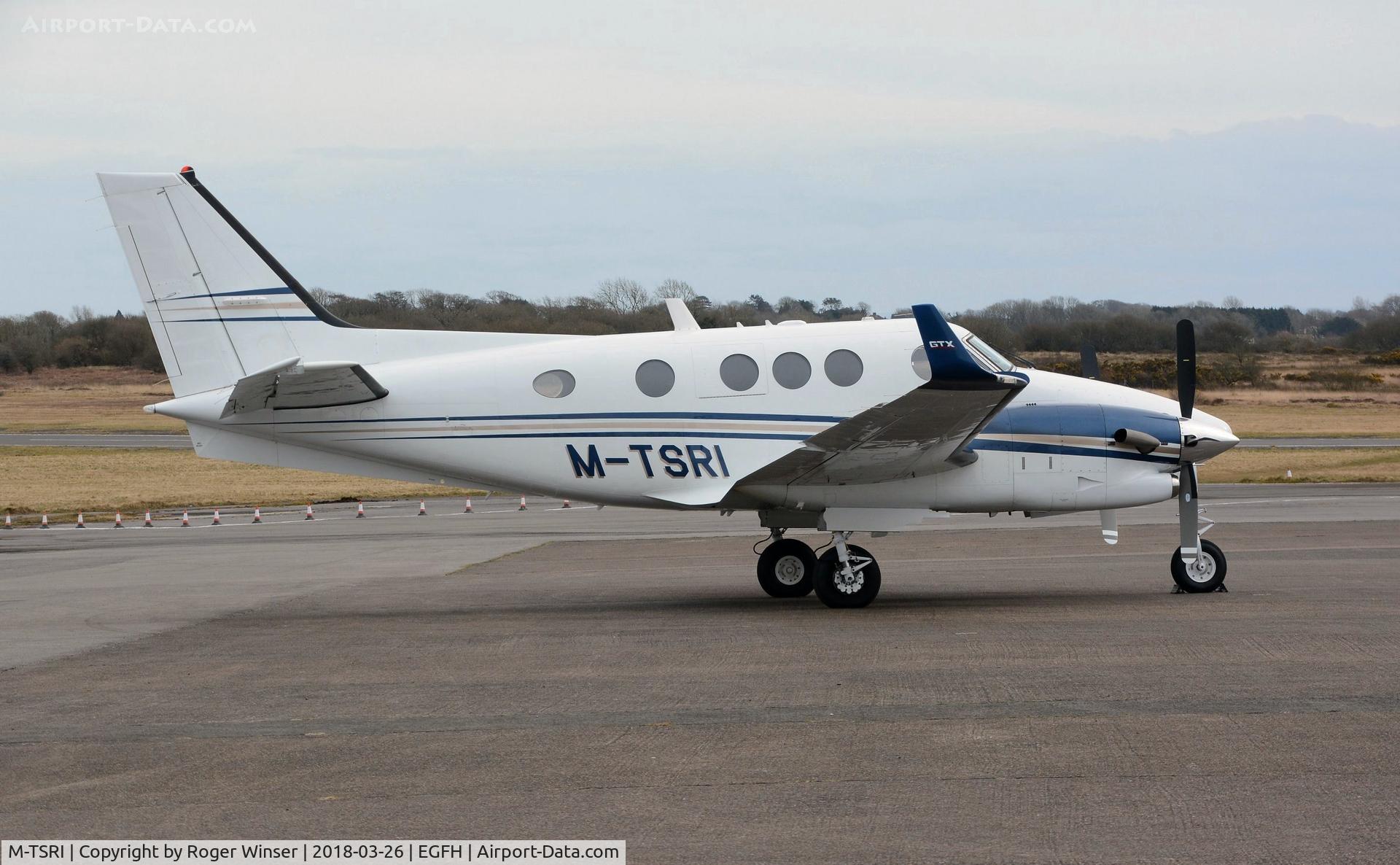 M-TSRI, Hawker Beechcraft C90GTI King Air C/N LJ-2033, Visiting King Air operated by Timpson Ltd.