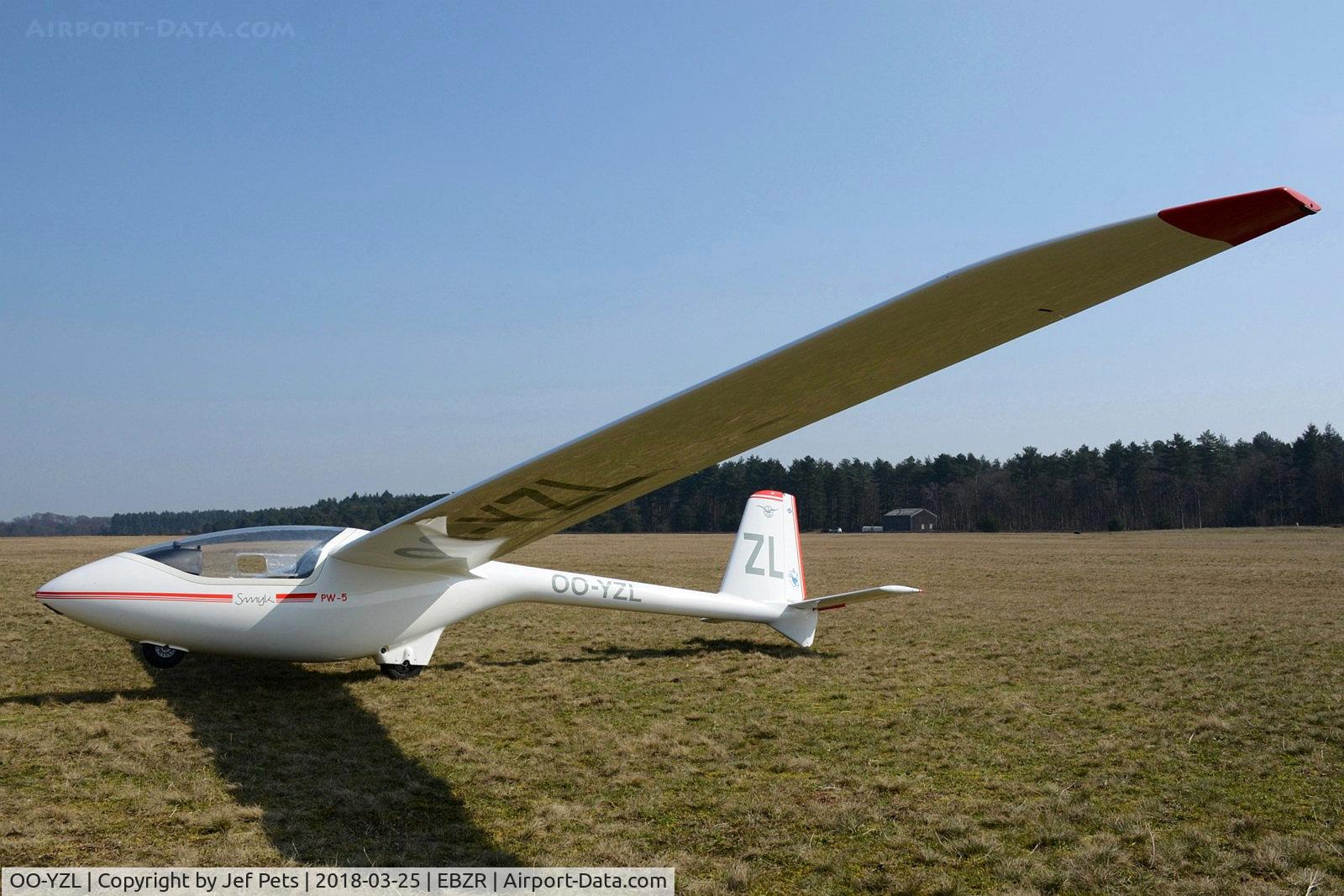 OO-YZL, 1998 PZL-Swidnik PW-5 Smyk C/N 17.12.009, At Zoersel.