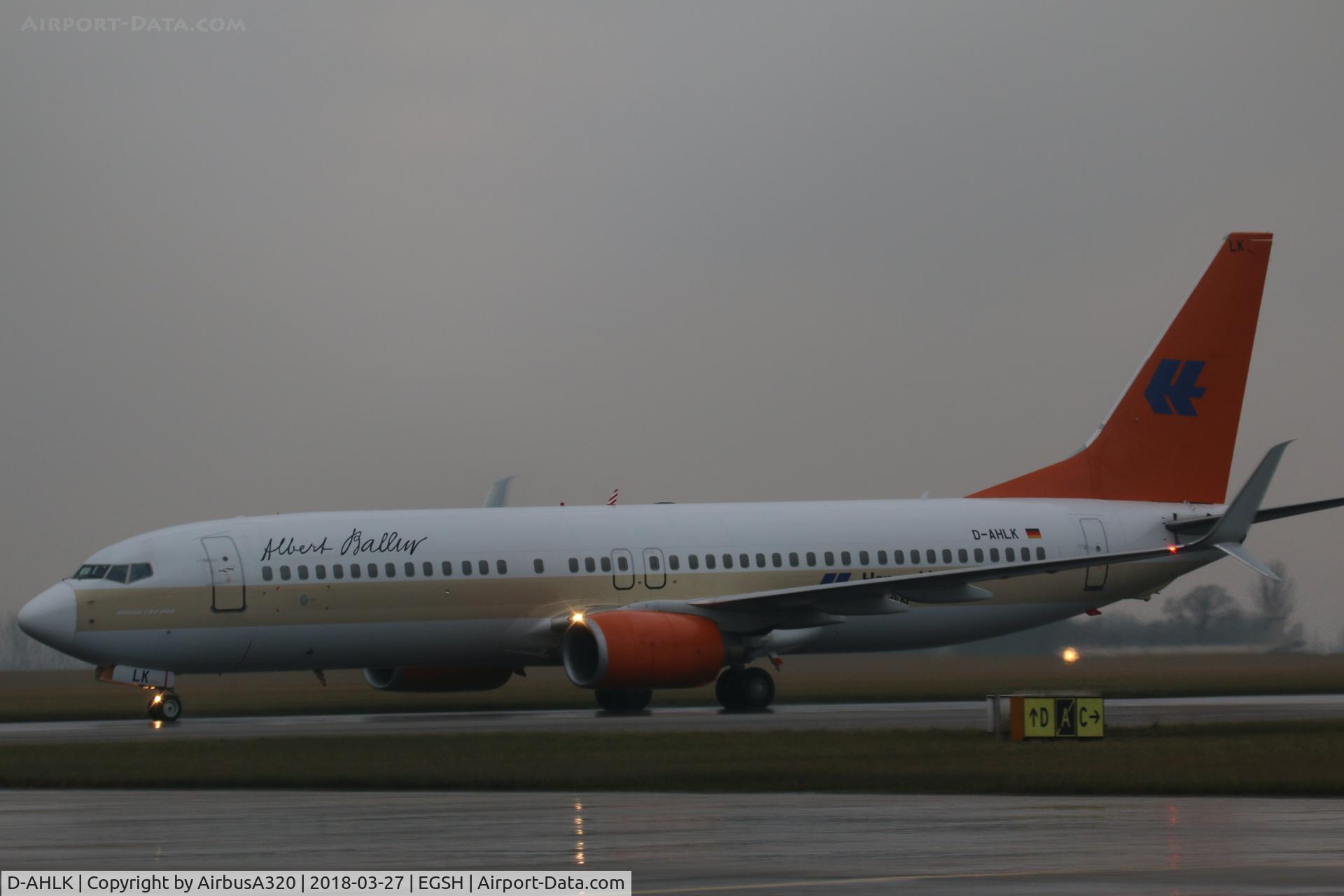 D-AHLK, 2008 Boeing 737-8K5 C/N 35143, Seen arriving at Norwich, in for a repaint marking the end of this livery ,retro Hapag Lloyd
