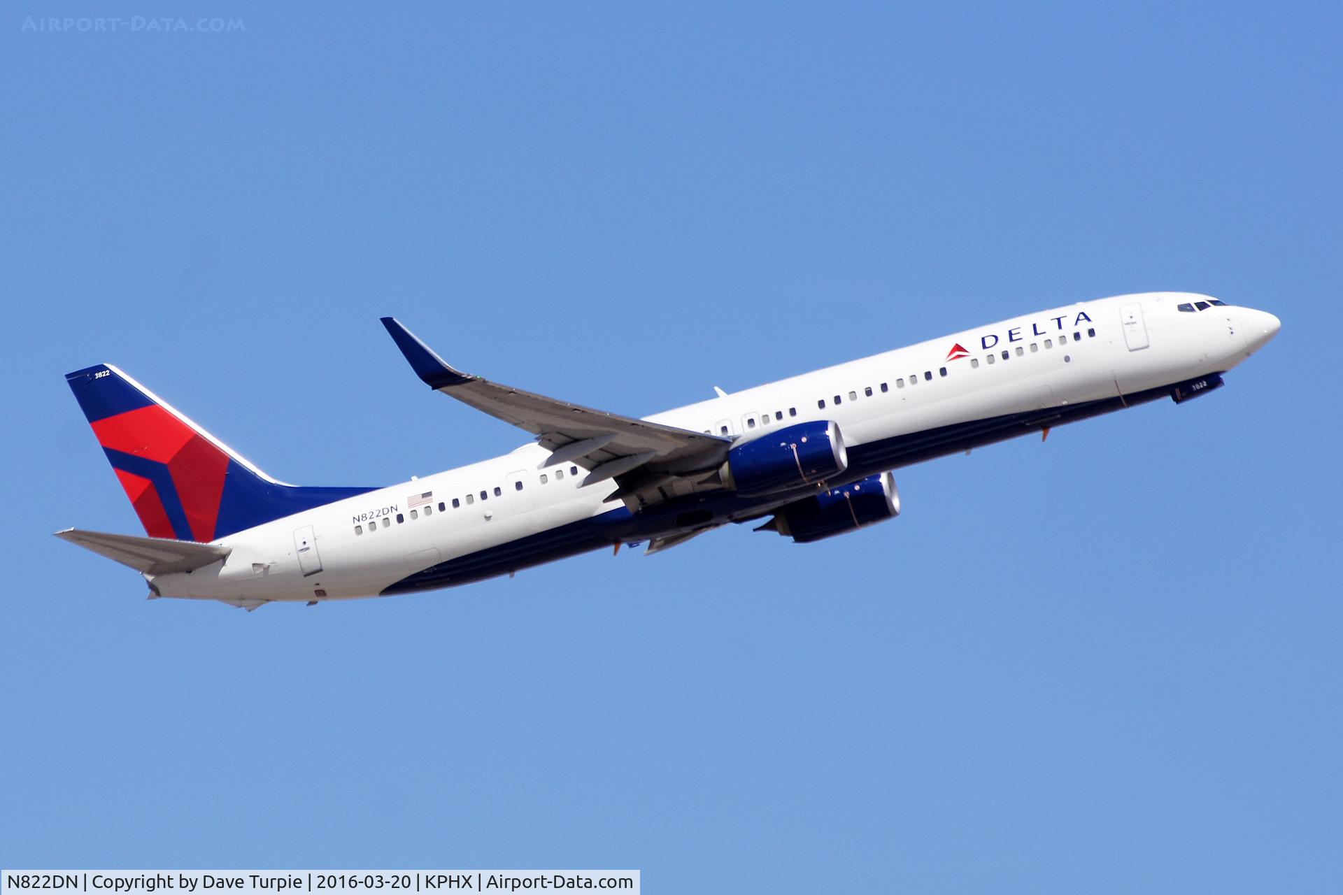 N822DN, 2014 Boeing 737-932/ER C/N 33933, No comment.