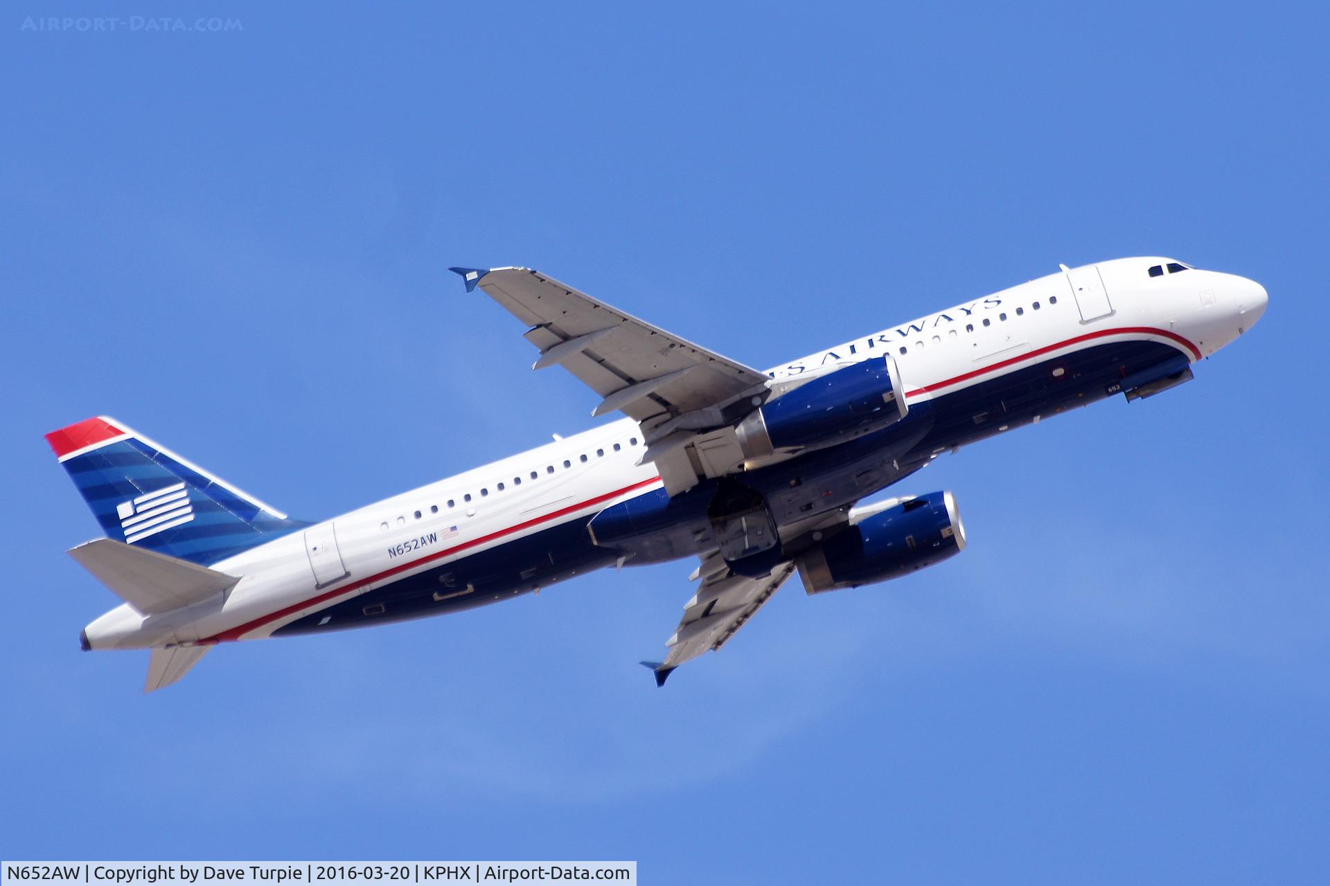 N652AW, 1999 Airbus A320-232 C/N 0953, No comment.