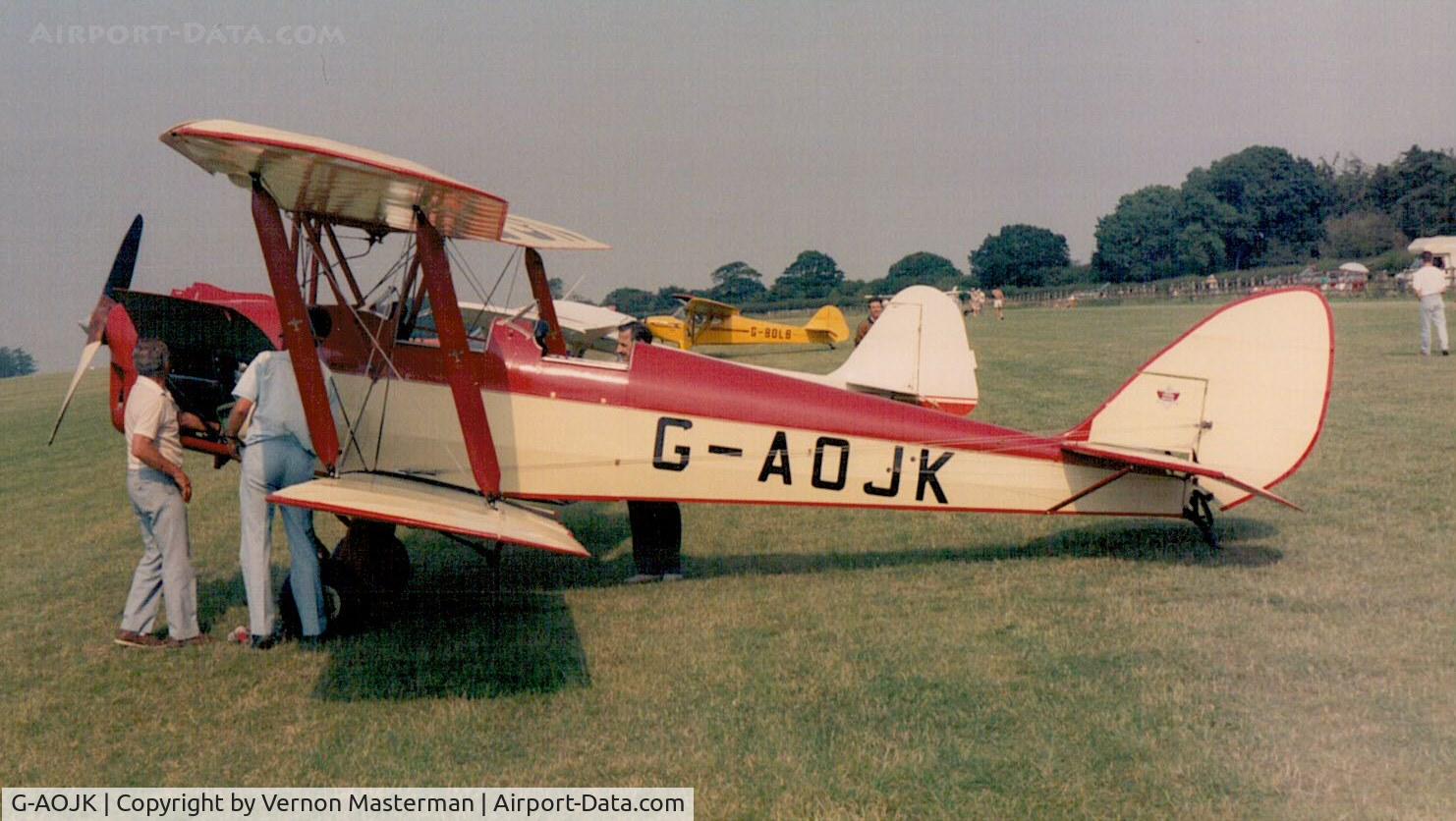 G-AOJK, 1939 De Havilland DH-82A Tiger Moth II C/N 82813, Compton Abbas Dorset c 1995