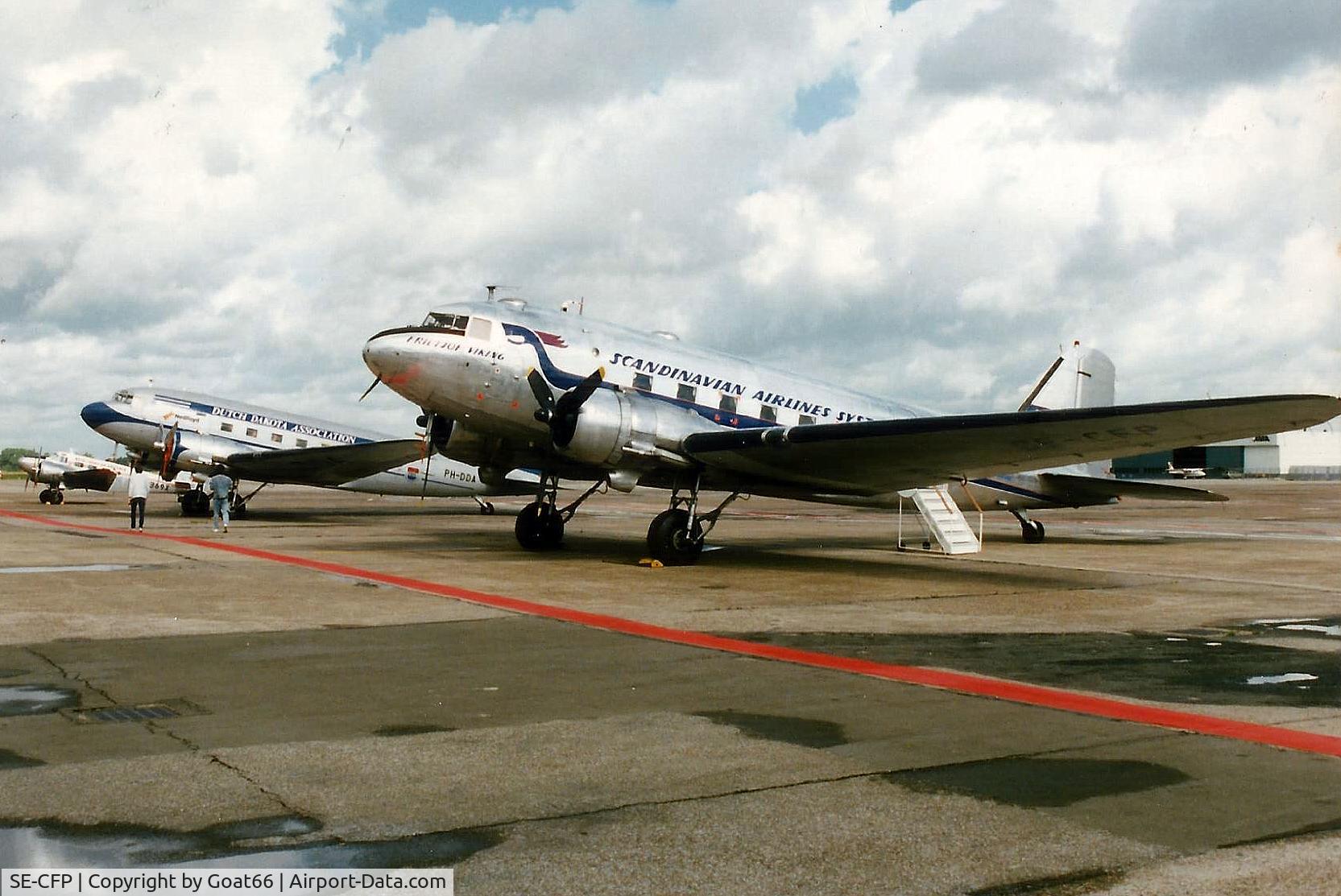 SE-CFP, 1943 Douglas DC-3C (C-47A-60-DL) C/N 13883, SE-CFP in good company with PH-DDA,  Schiphol Apl 88